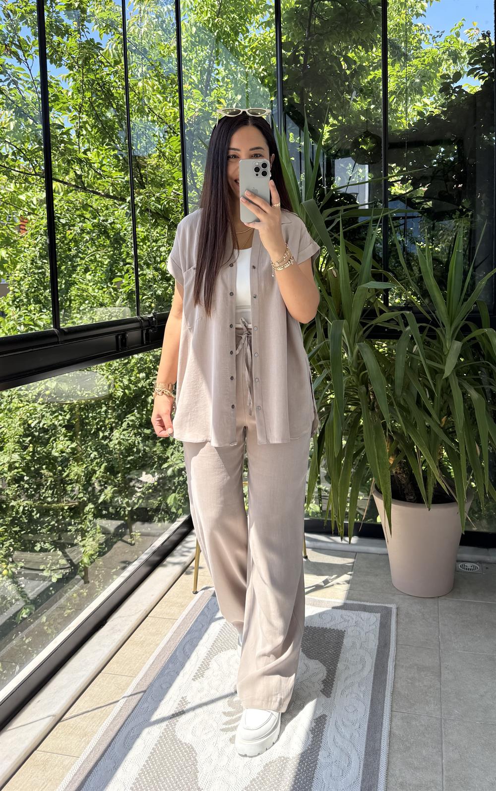 Yanları Çıtçıtlı Tensel Takım Bej