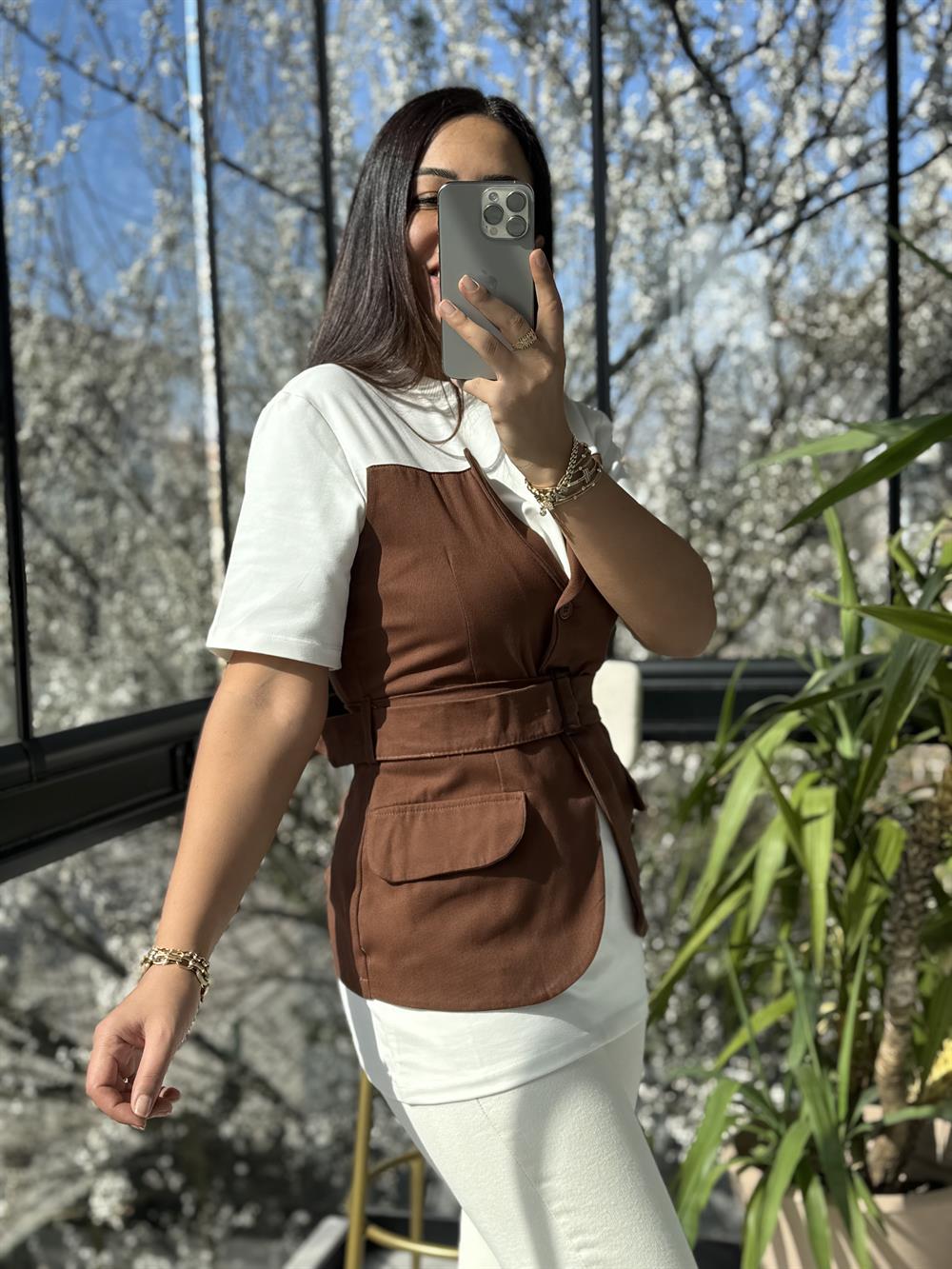 Yelek Garnili Bluz Kahve