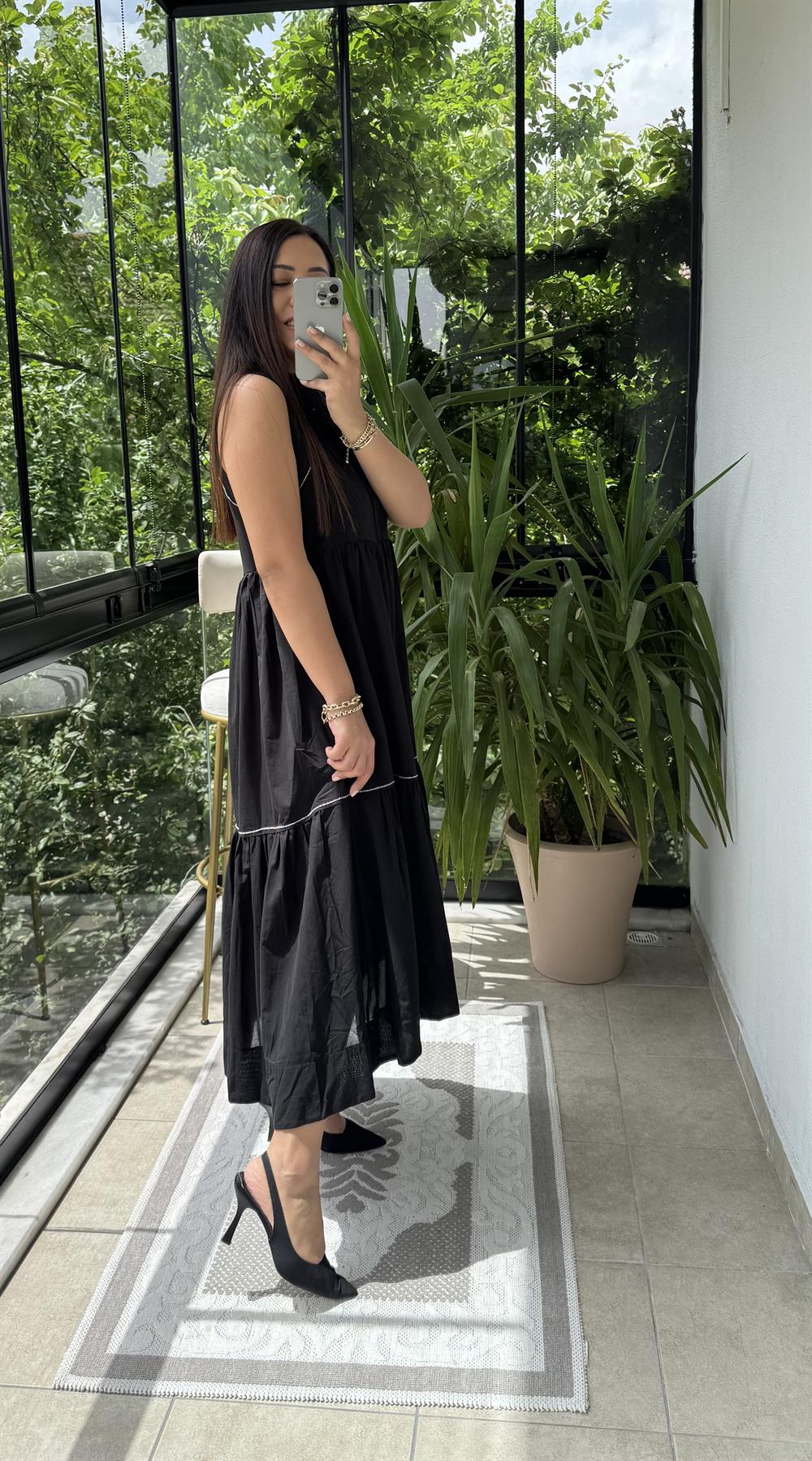 Zincir Detaylı Elbise Siyah