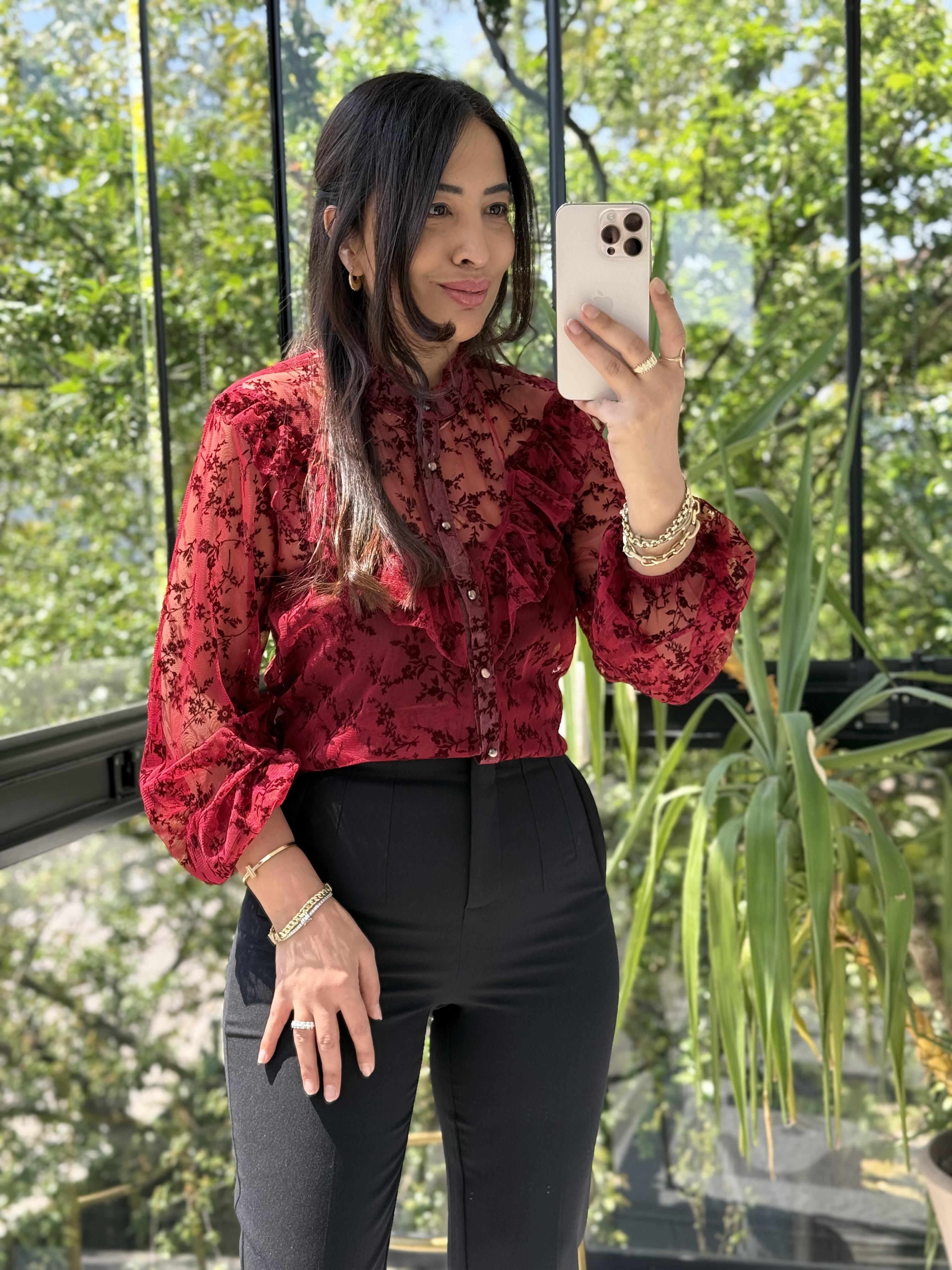 Kabartmalı Fırfırlı Tül Bluz Gömlek Bordo
