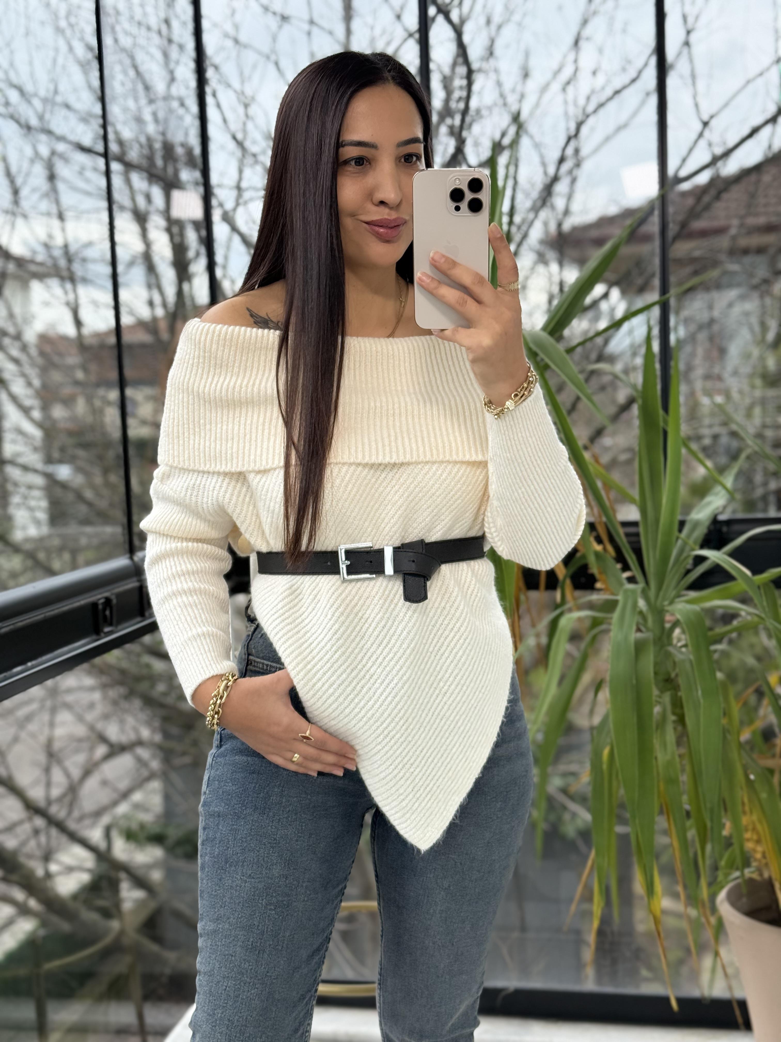 Madonna Yaka Asimetrik Kazak Krem