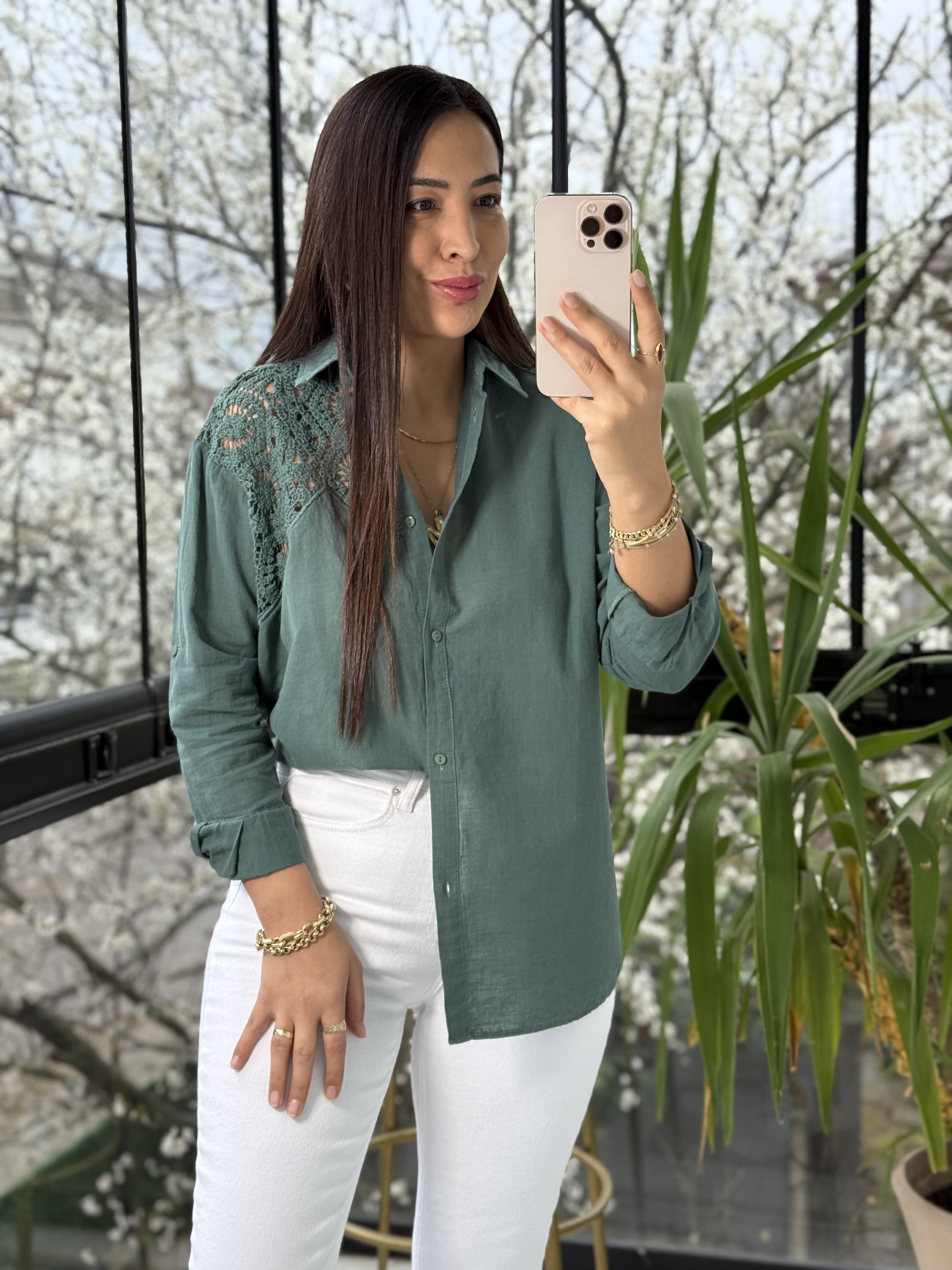 Omuz Dantel Detaylı Natural Gömlek Petrol