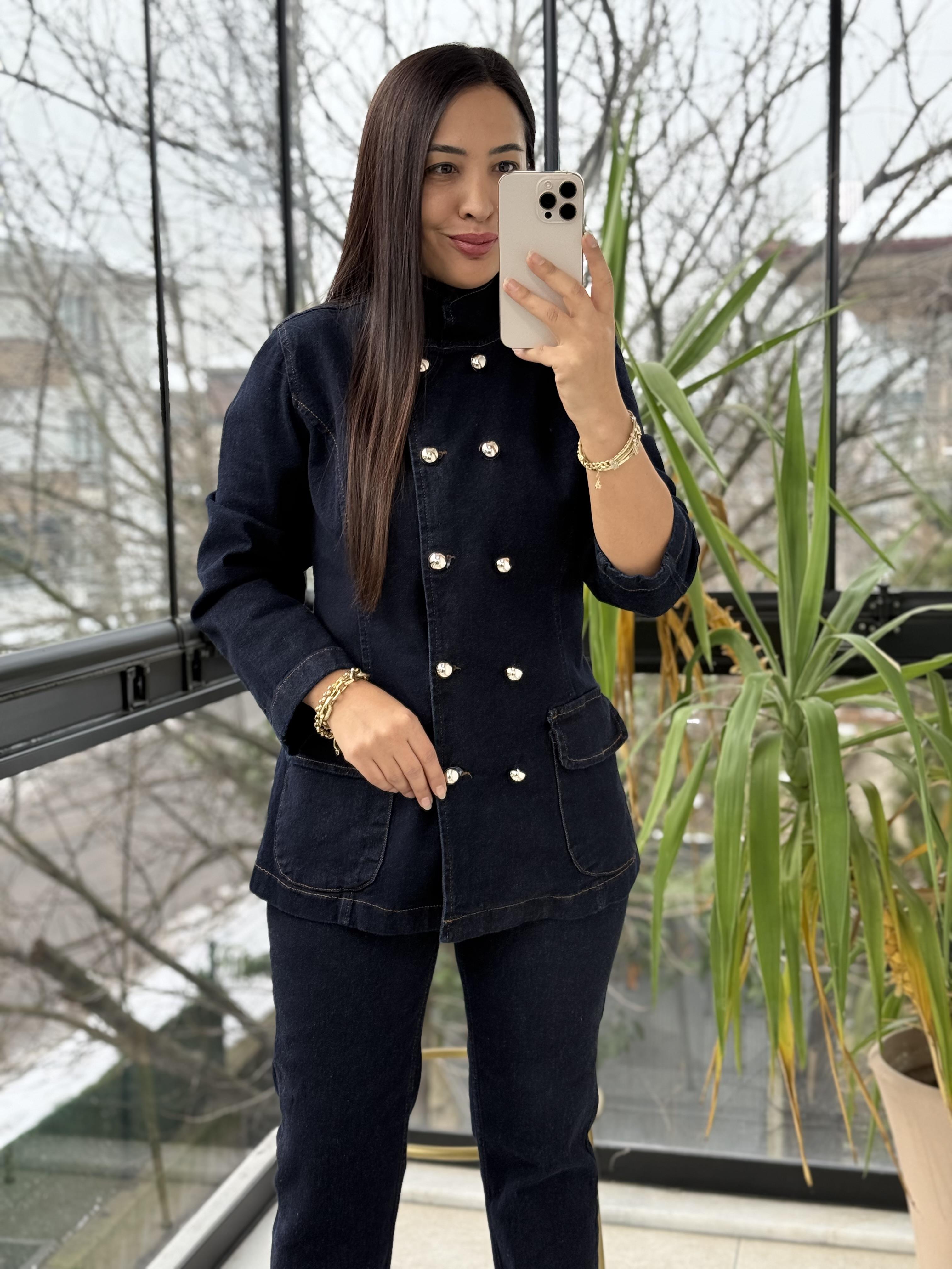 Belden Oturtmalı Düğmeli Gömlek Lacivert