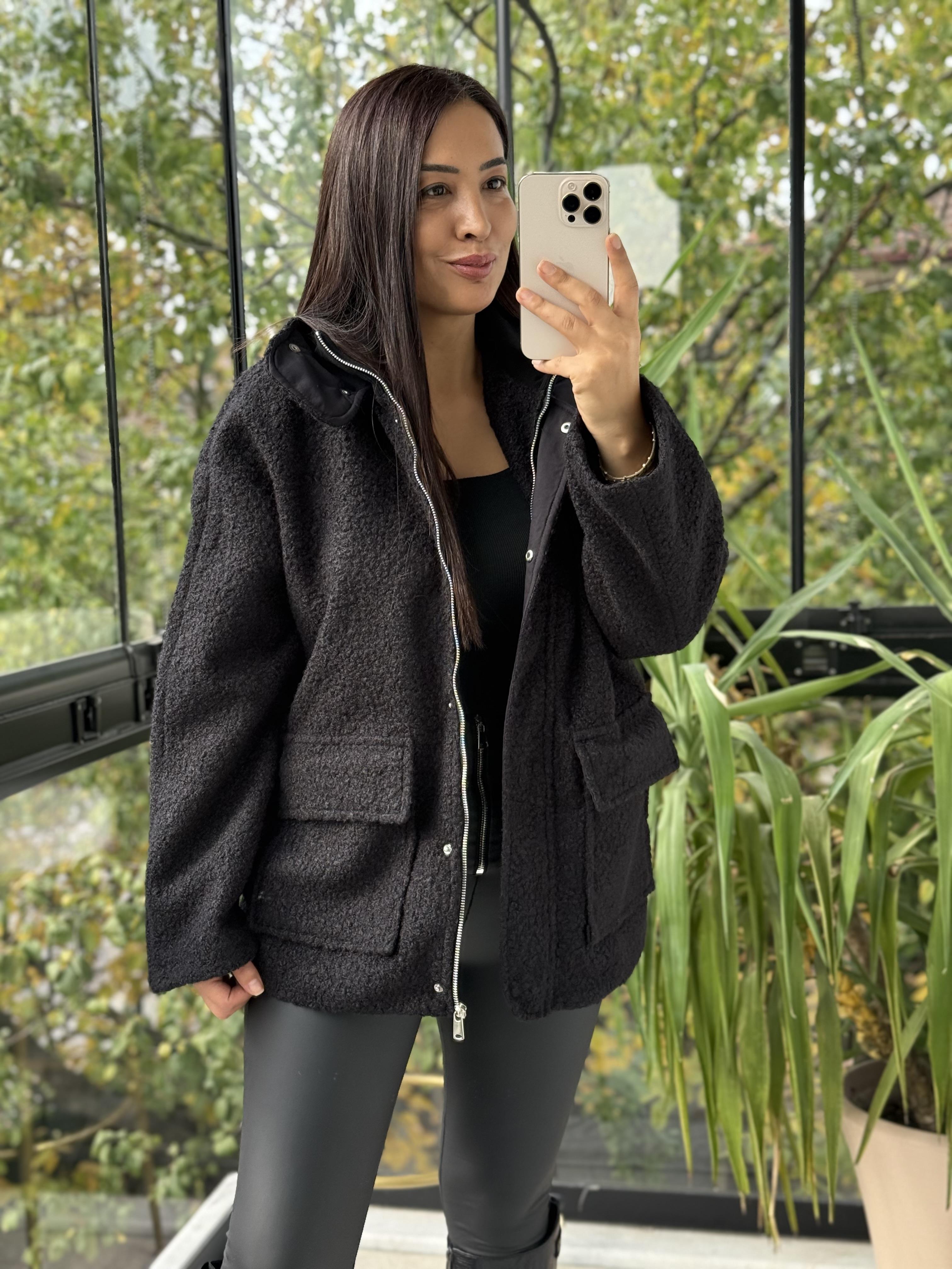 Cepli Kaşe Kaban Siyah