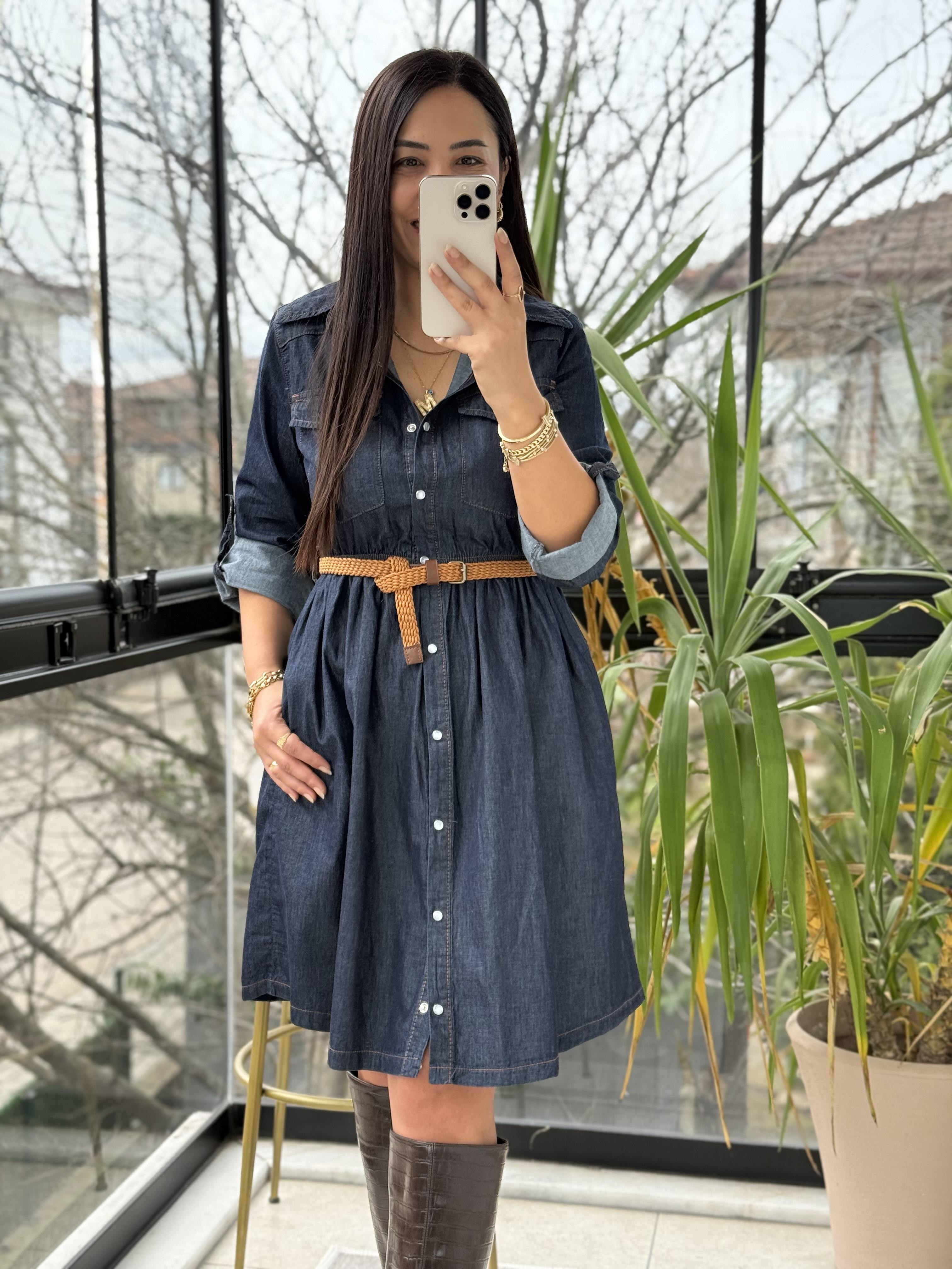 Büzgü Detaylı Kısa Kot Elbise Slaplı Lacivert