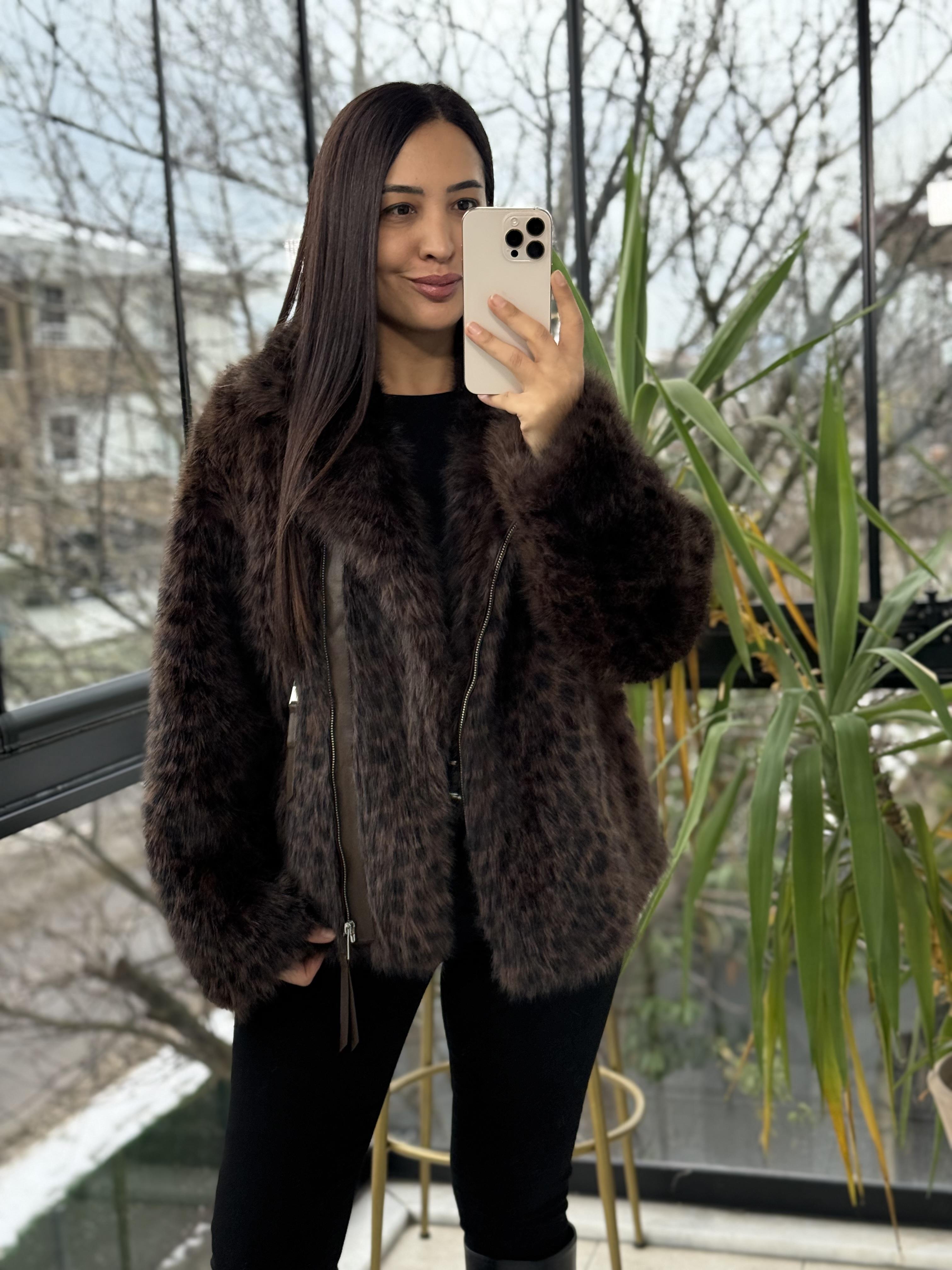 Kruvaze Yakalı Leoparlı Kürk