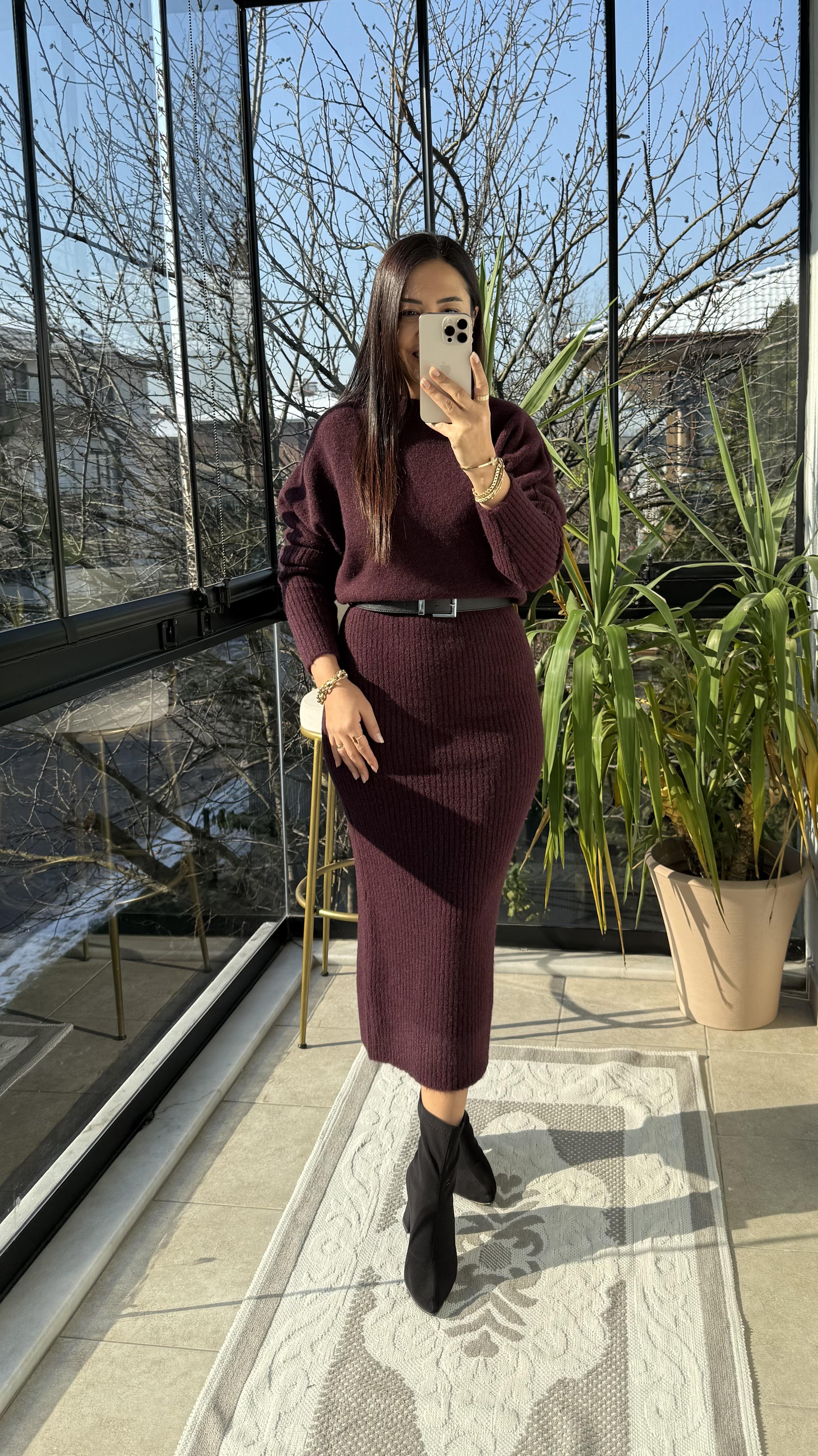 Bisiklet Yaka Yumuşak Dokulu Elbise Bordo