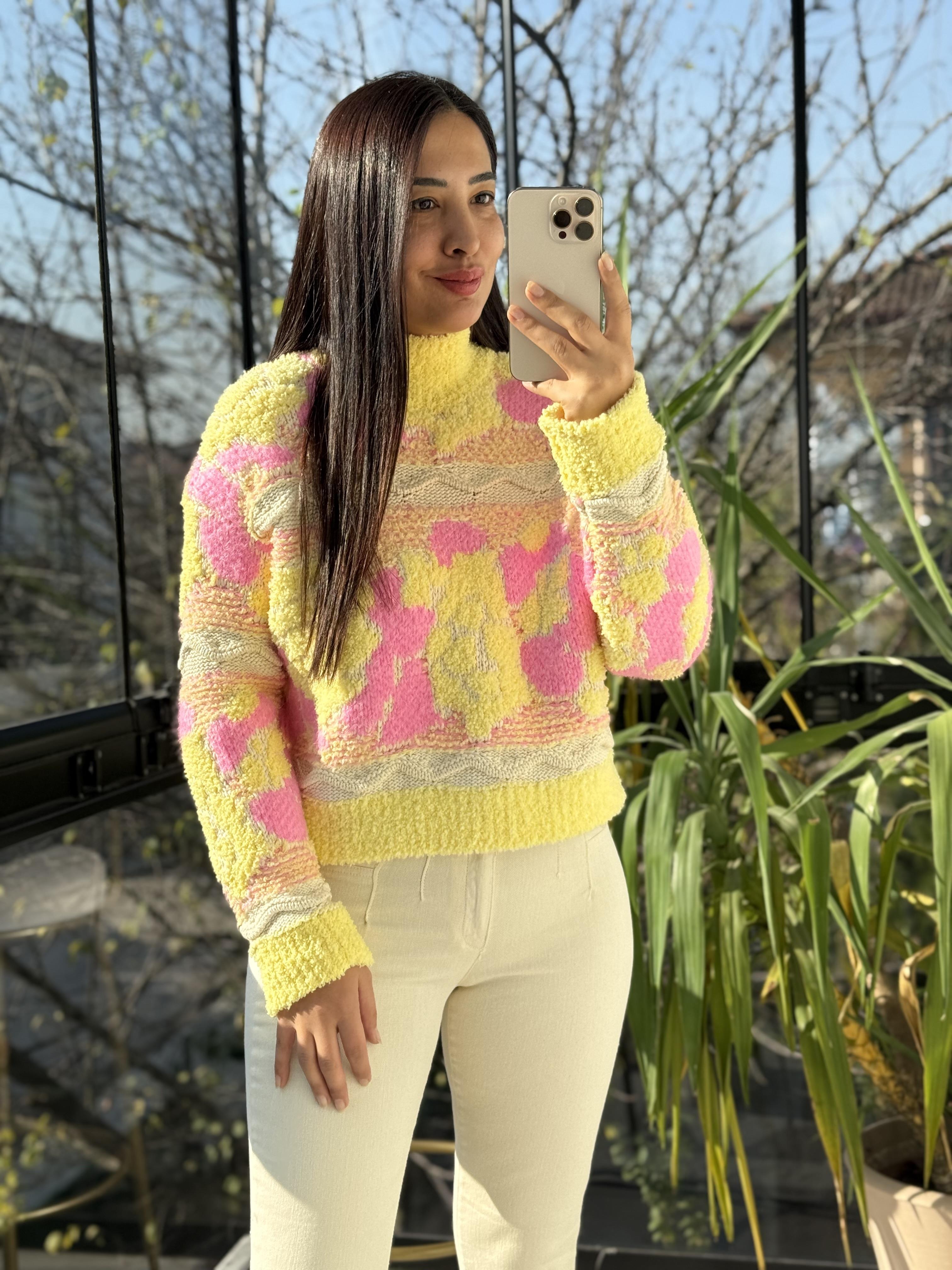 Triko Halı Örgü Kazak Sarı