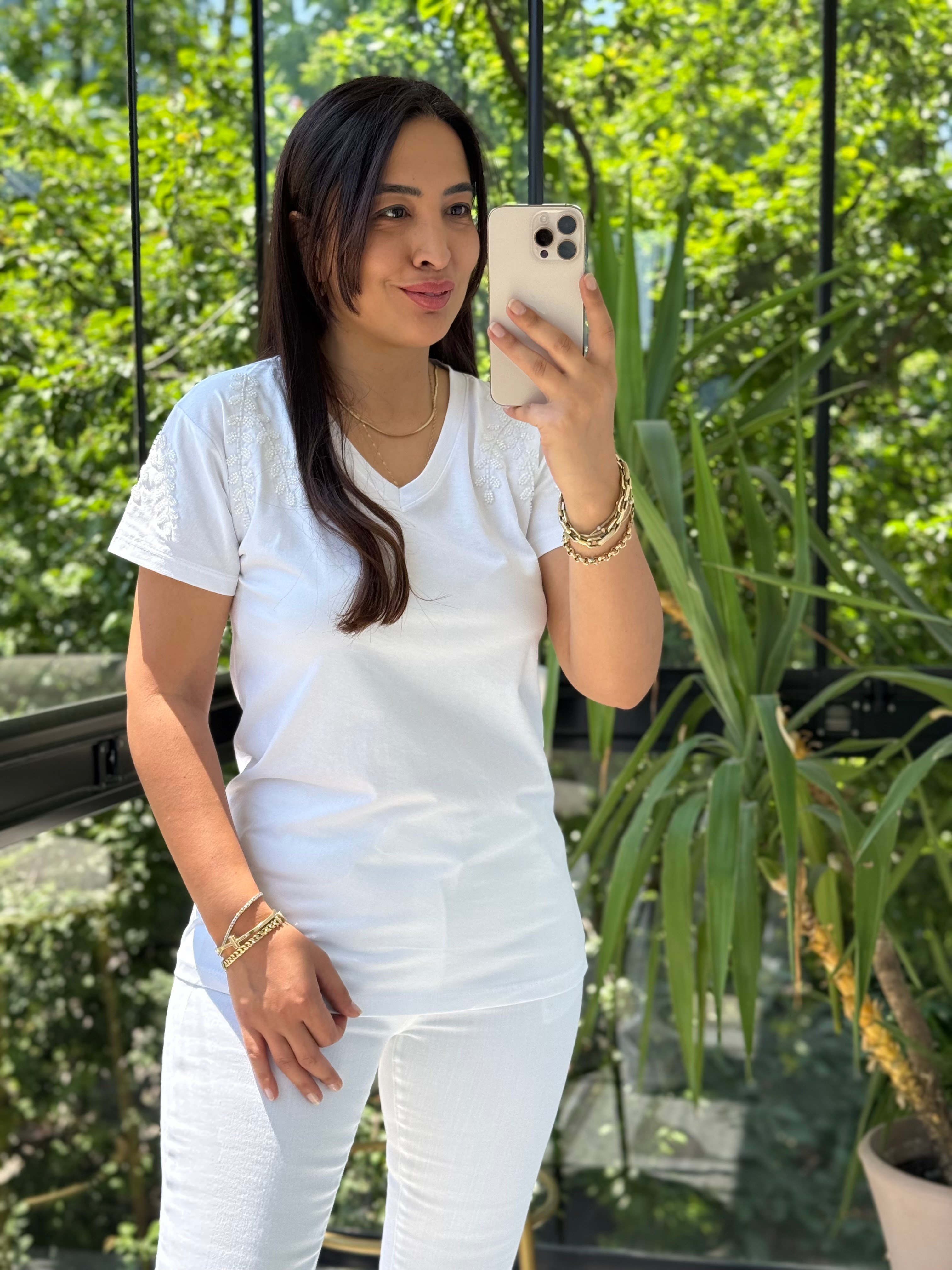 Flara Boncuk Detaylı Tişört Beyaz