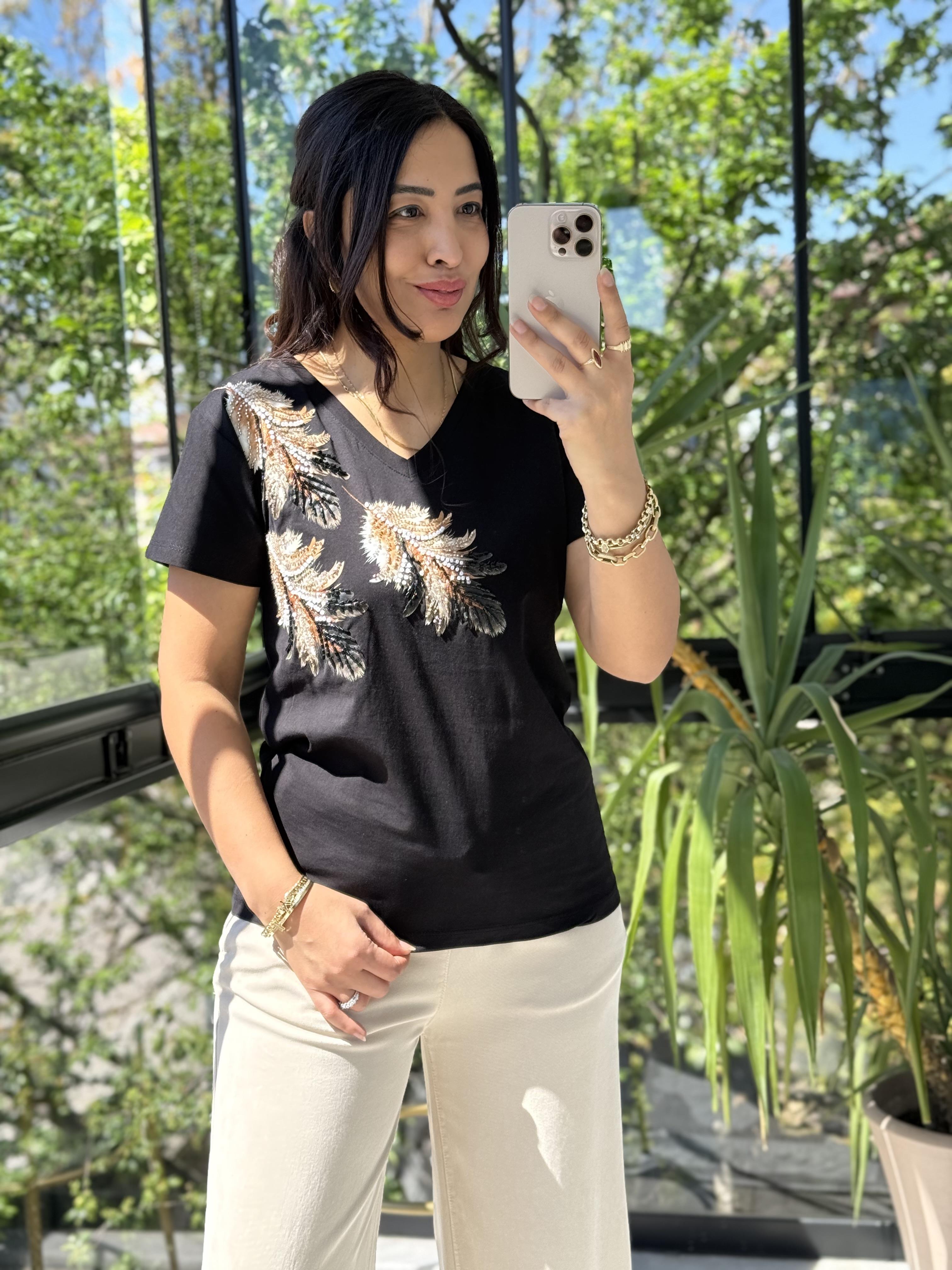 Omuz Tül Detaylı Boncuklu Tişört Siyah