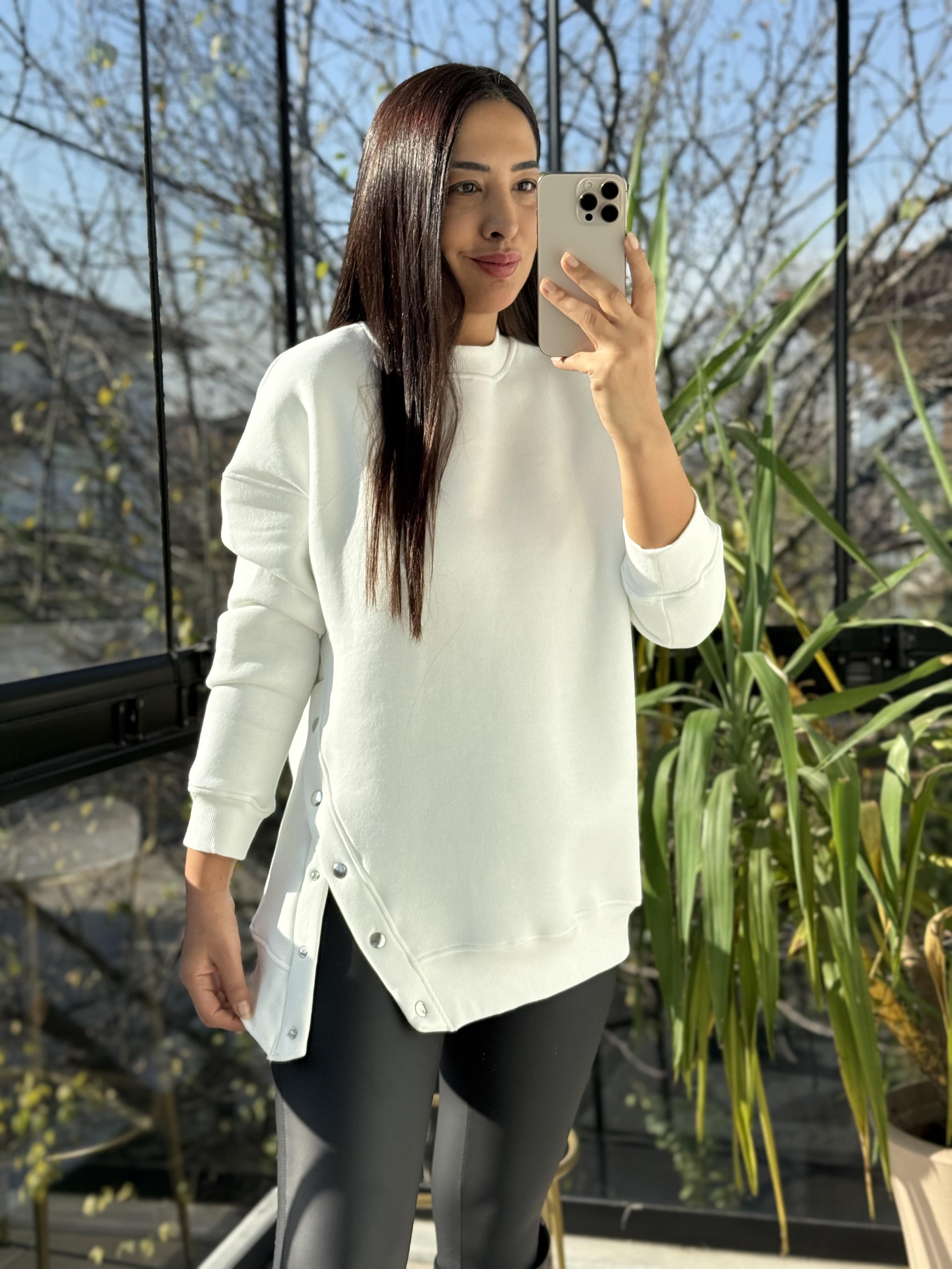 Yanı Çıtçıtlı Sweatshirt Beyaz