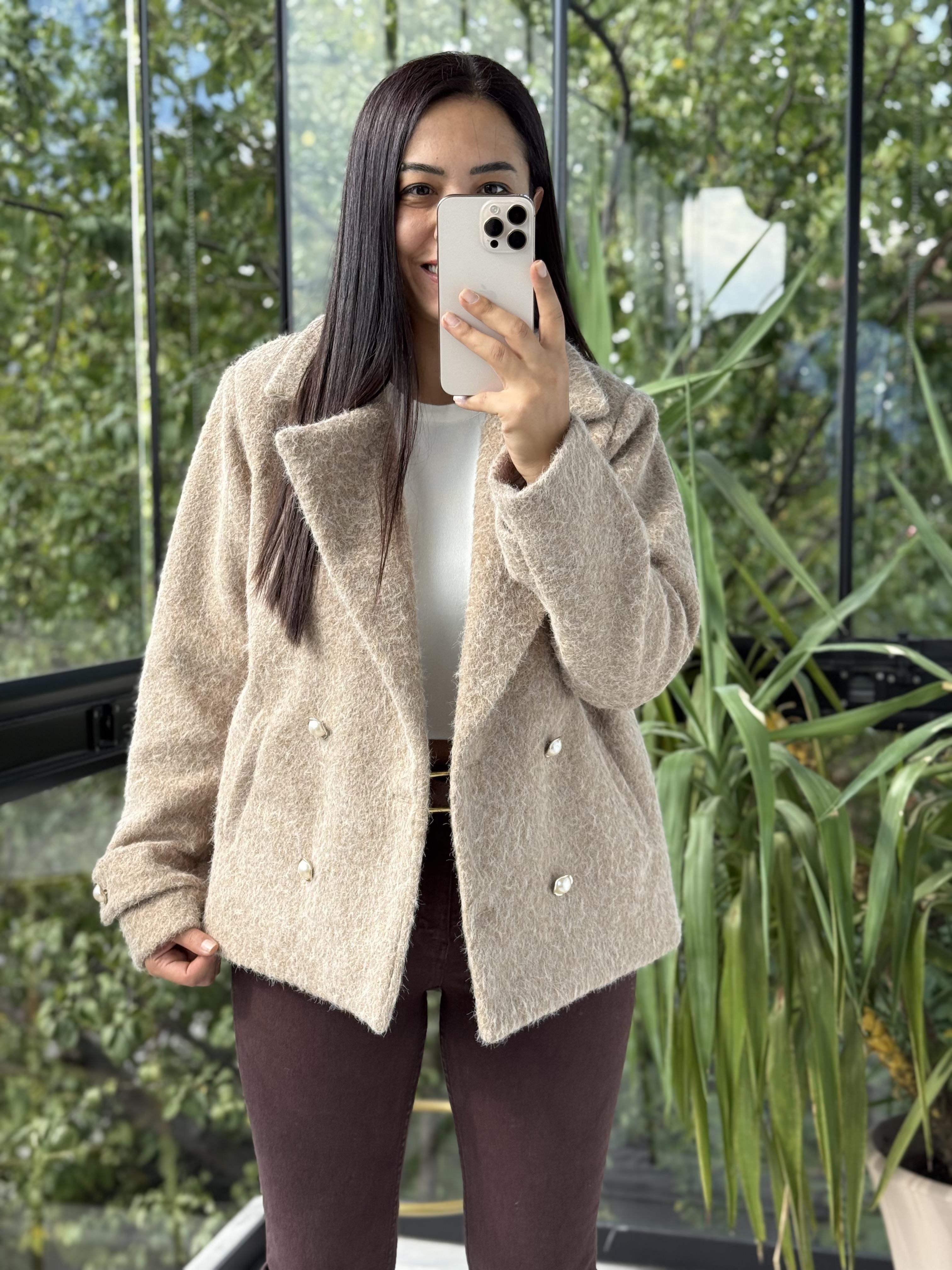 Gold Düğmeli Yün Kaban Ceket Bisküvi Kahvesi