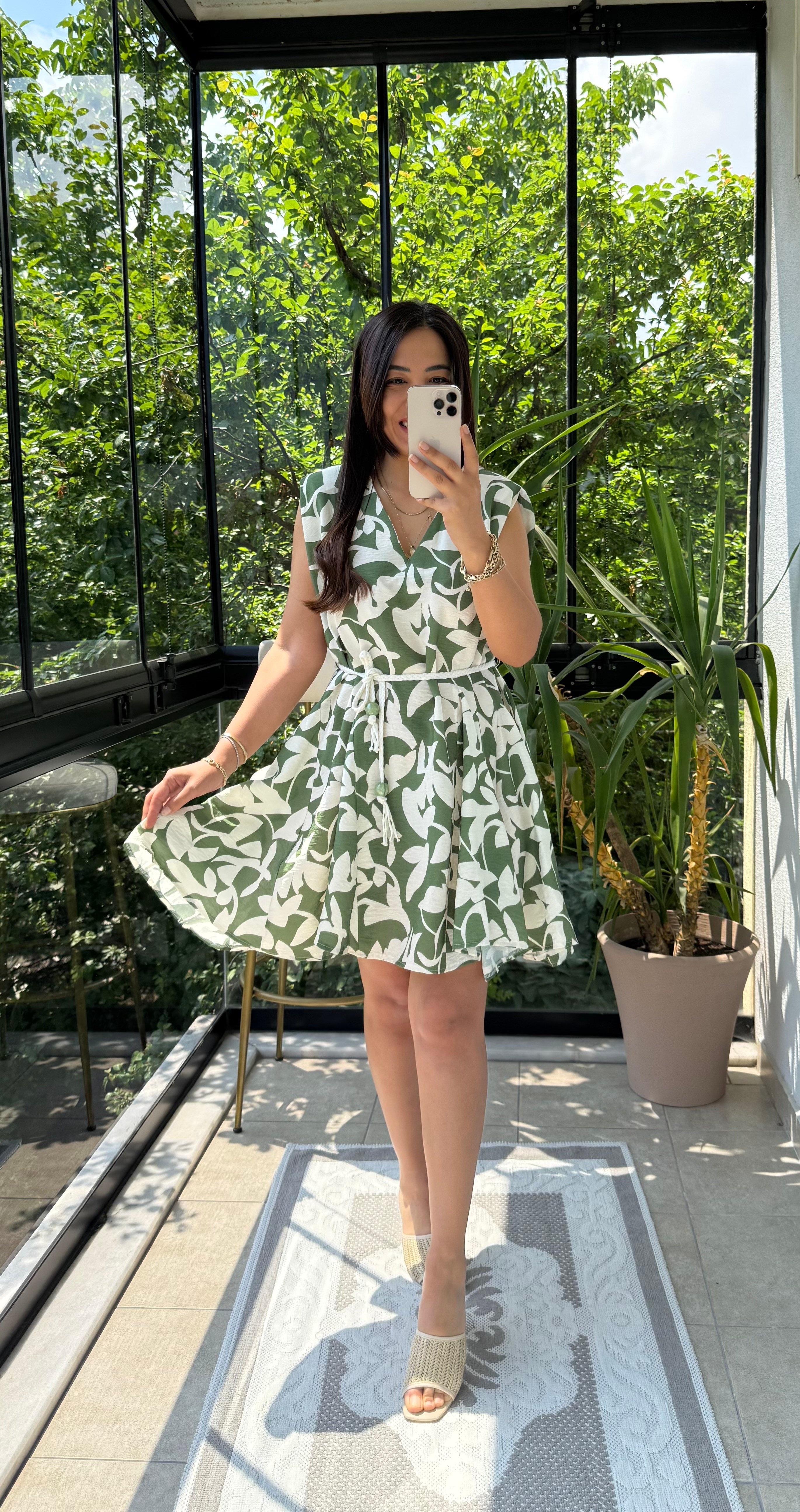 Orjinal Marka Yaprak Desenli Elbise Yeşil