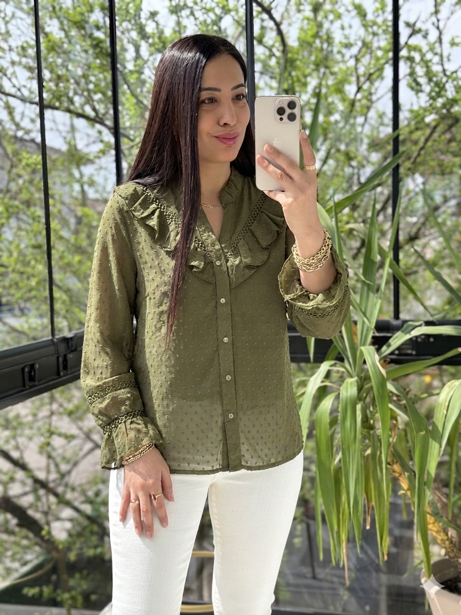 V Dantel Detaylı Gömlek Haki Yeşili