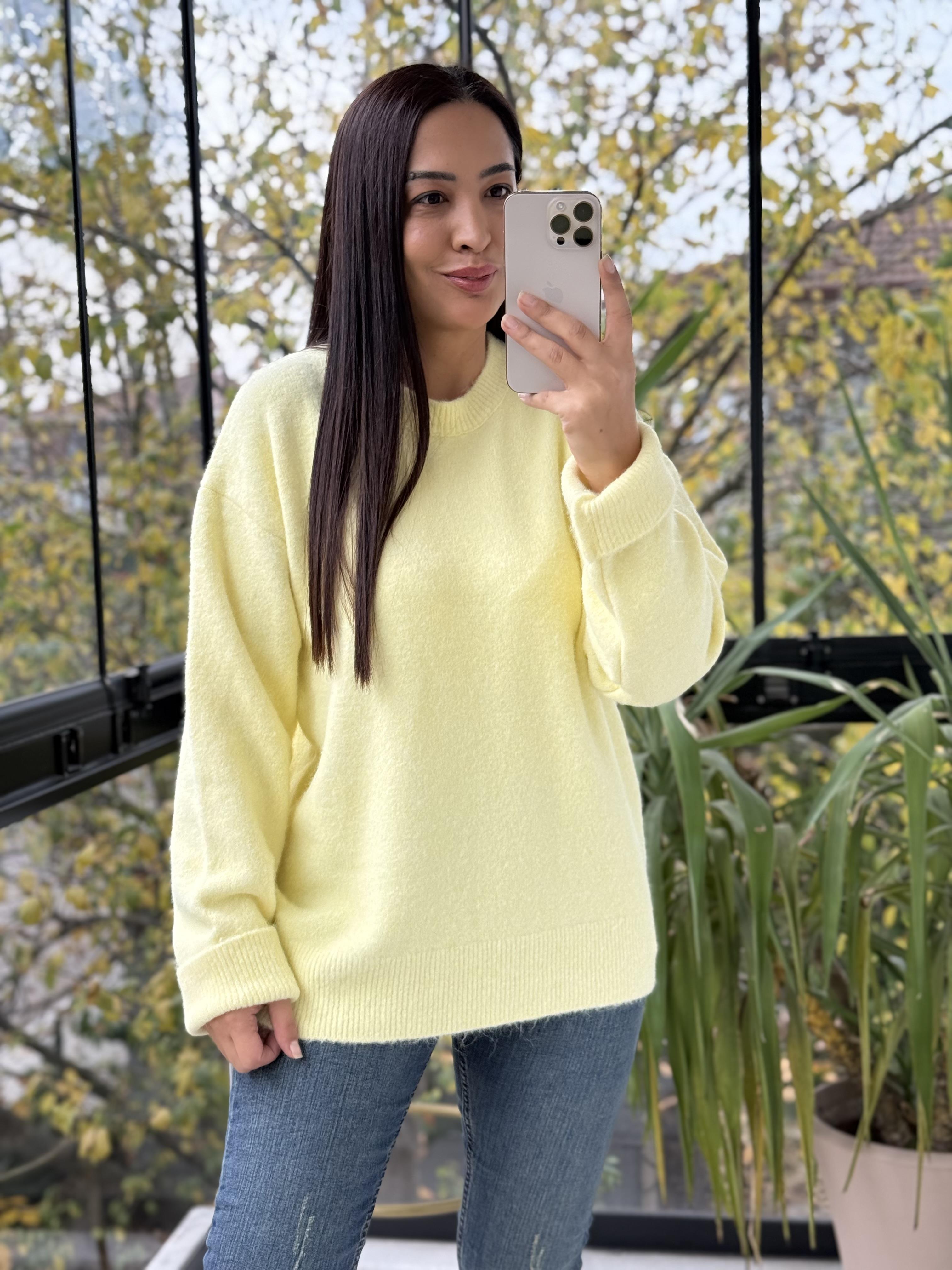 Yumoş Basic Kazak Sarı