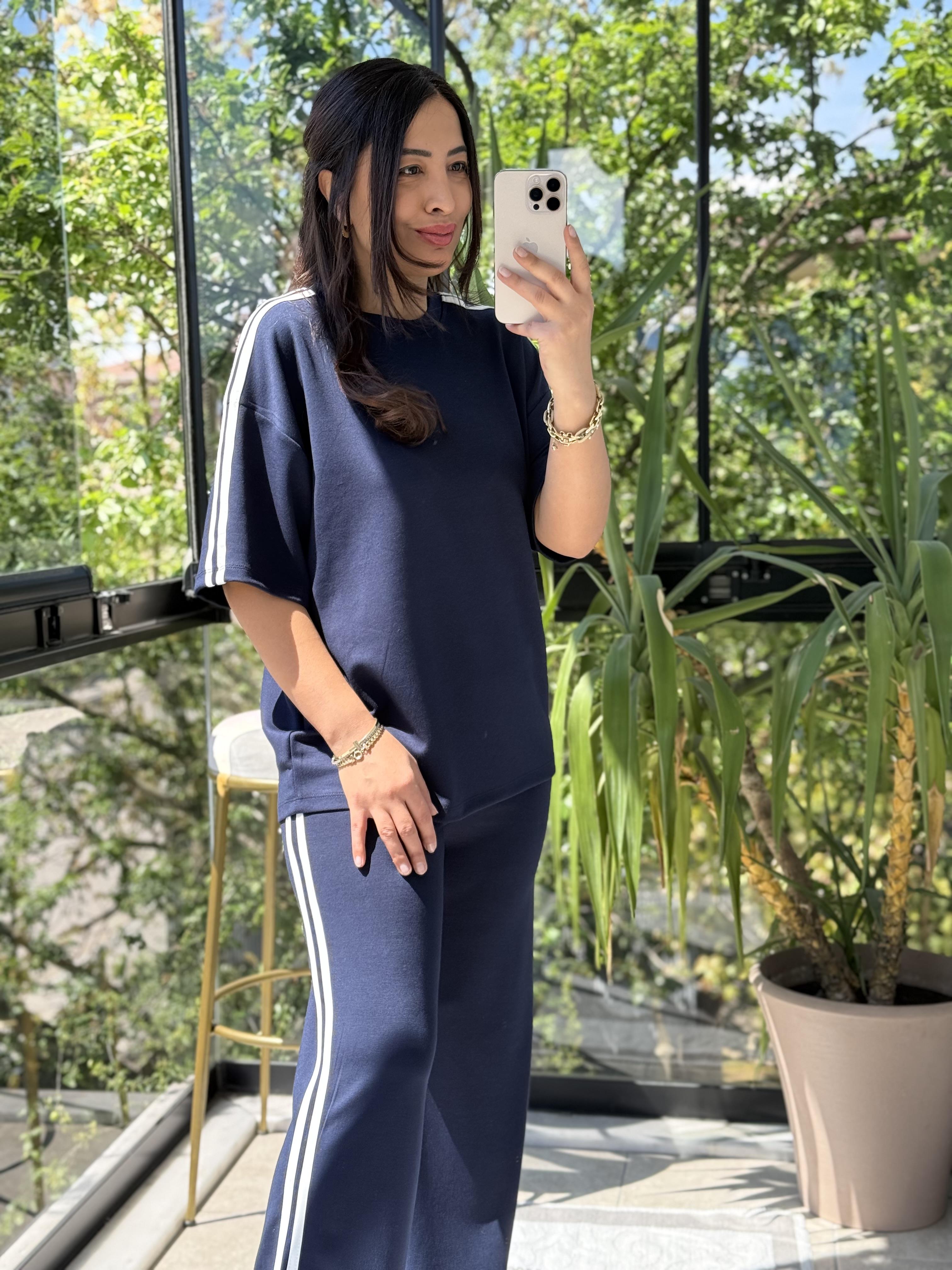 Şerit Detaylı Cool Takım Lacivert