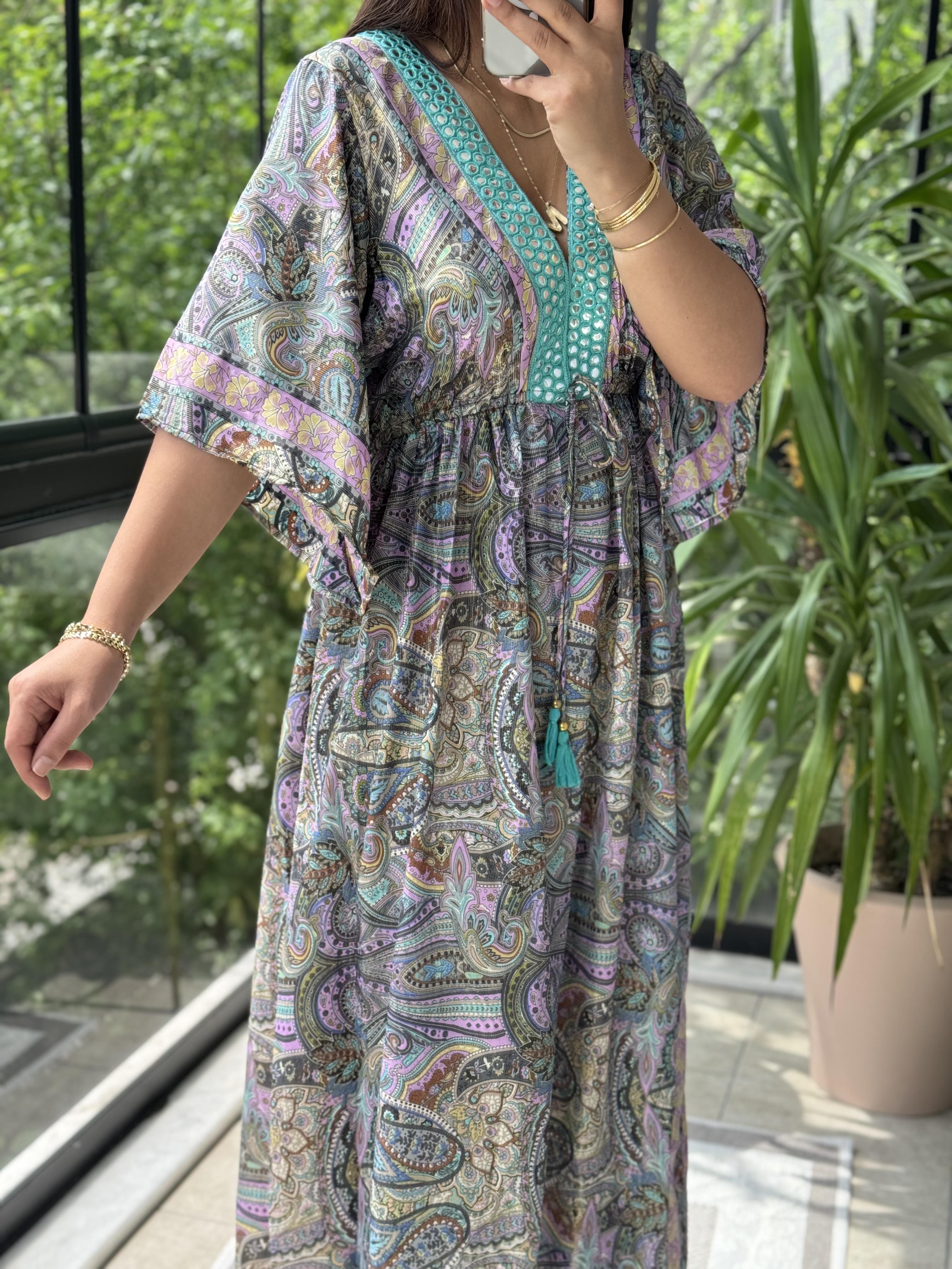 Gümüşlü V Detay Etnik Desen Elbise Lila