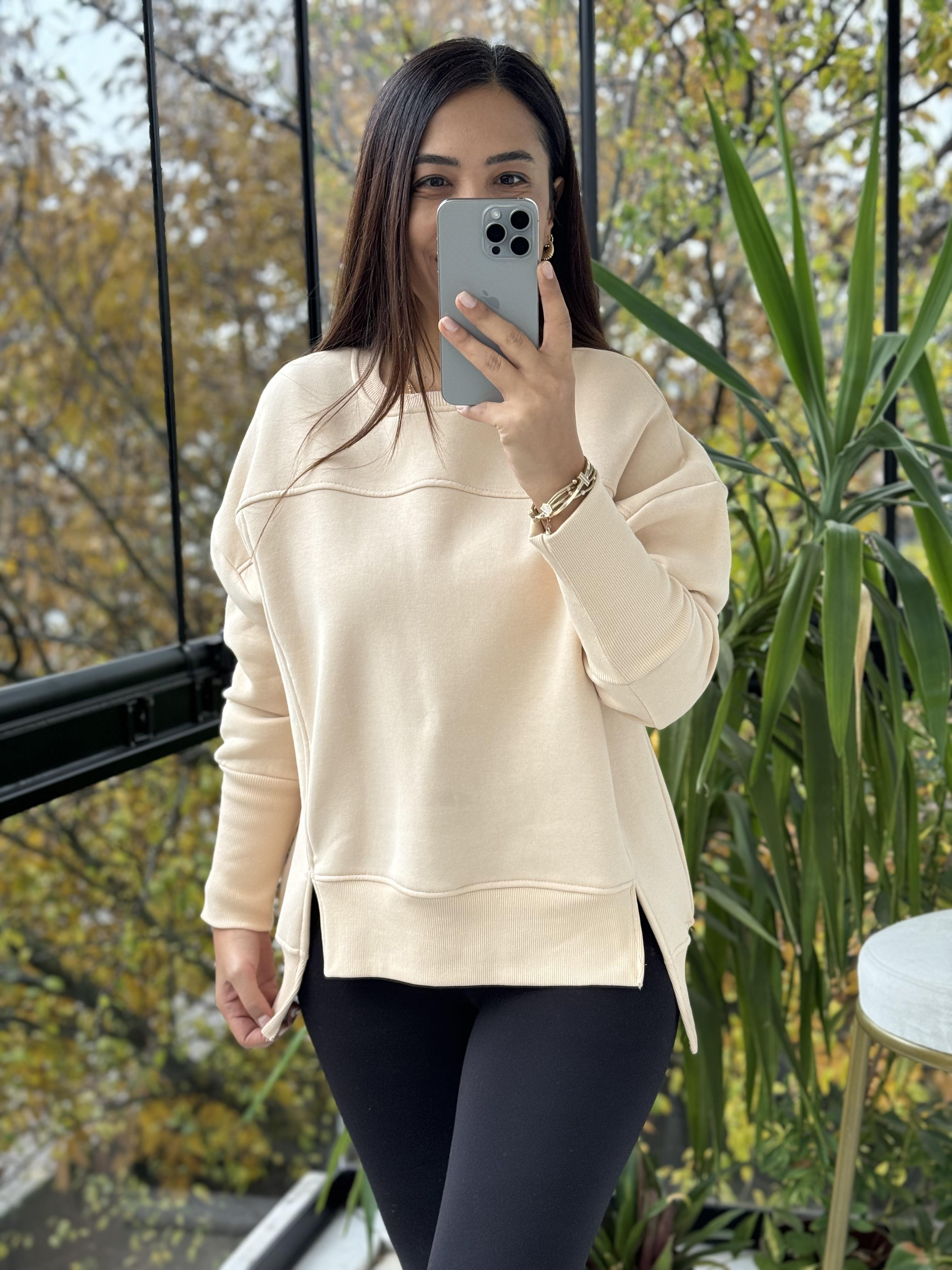 İki Önü Yırtmaçlı Sweatshirt Bej