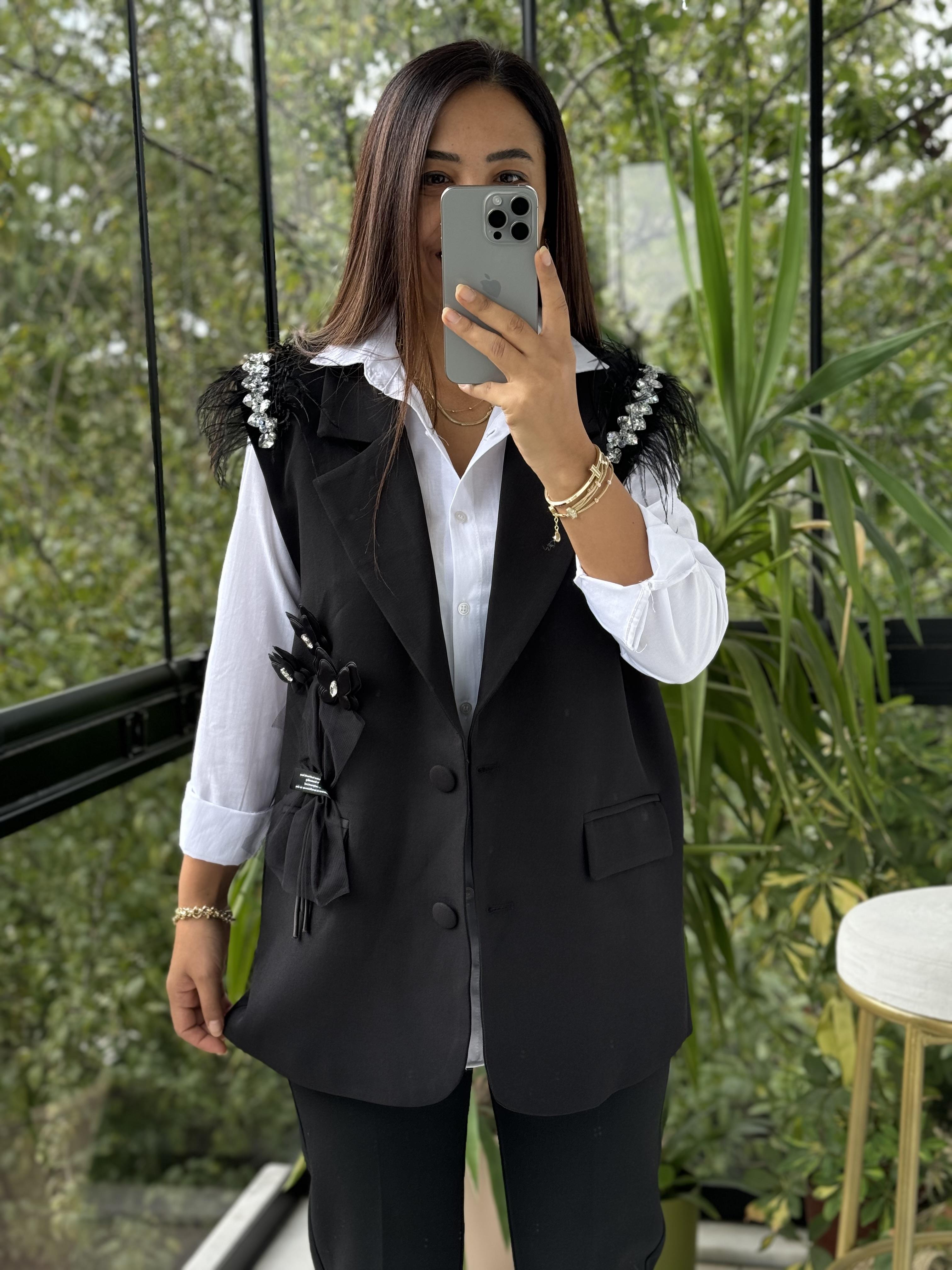 İthal Tasarım Yelek Omuz Taşlı