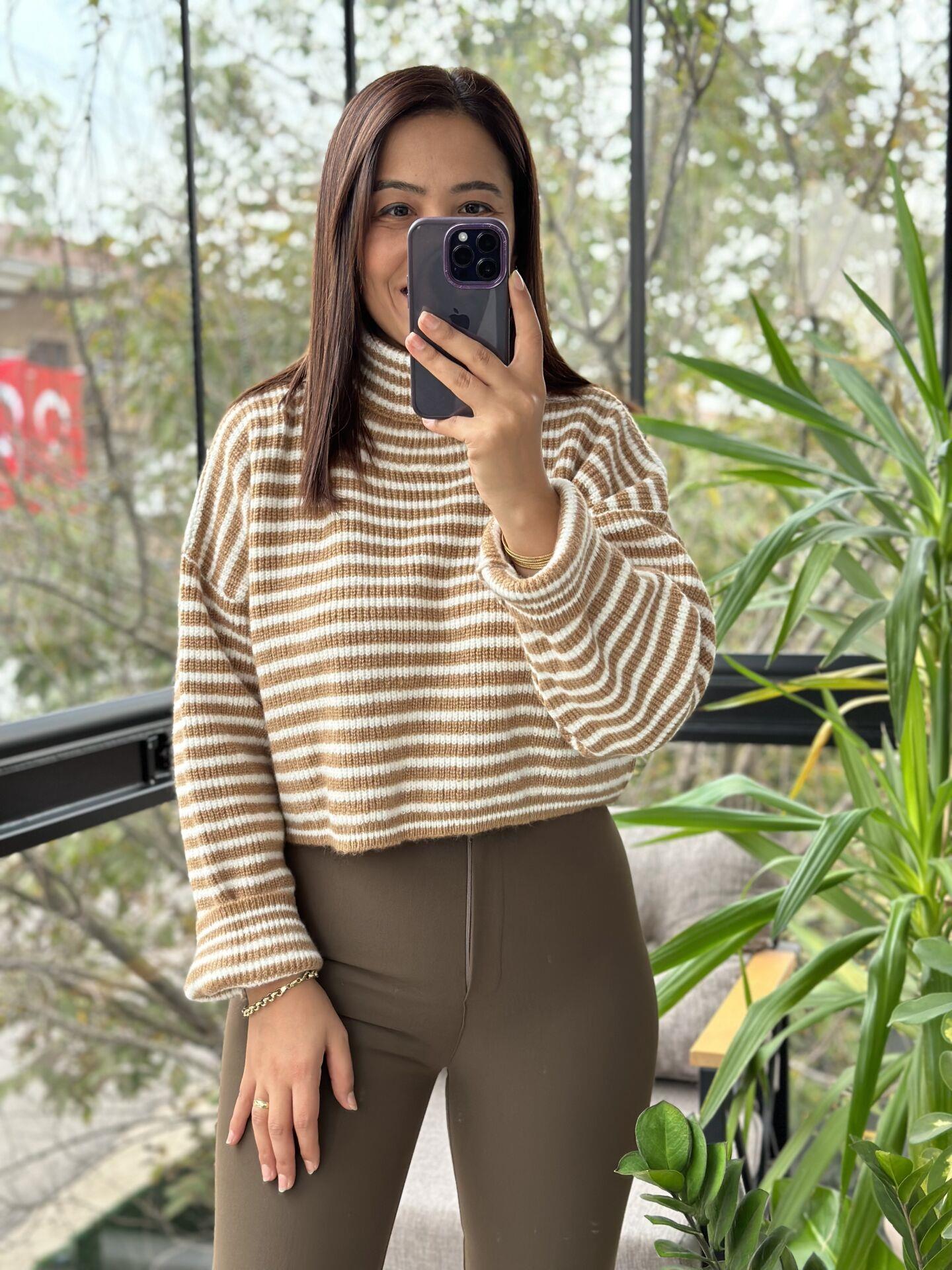 Kahve Çizgili Yumoş Kazak