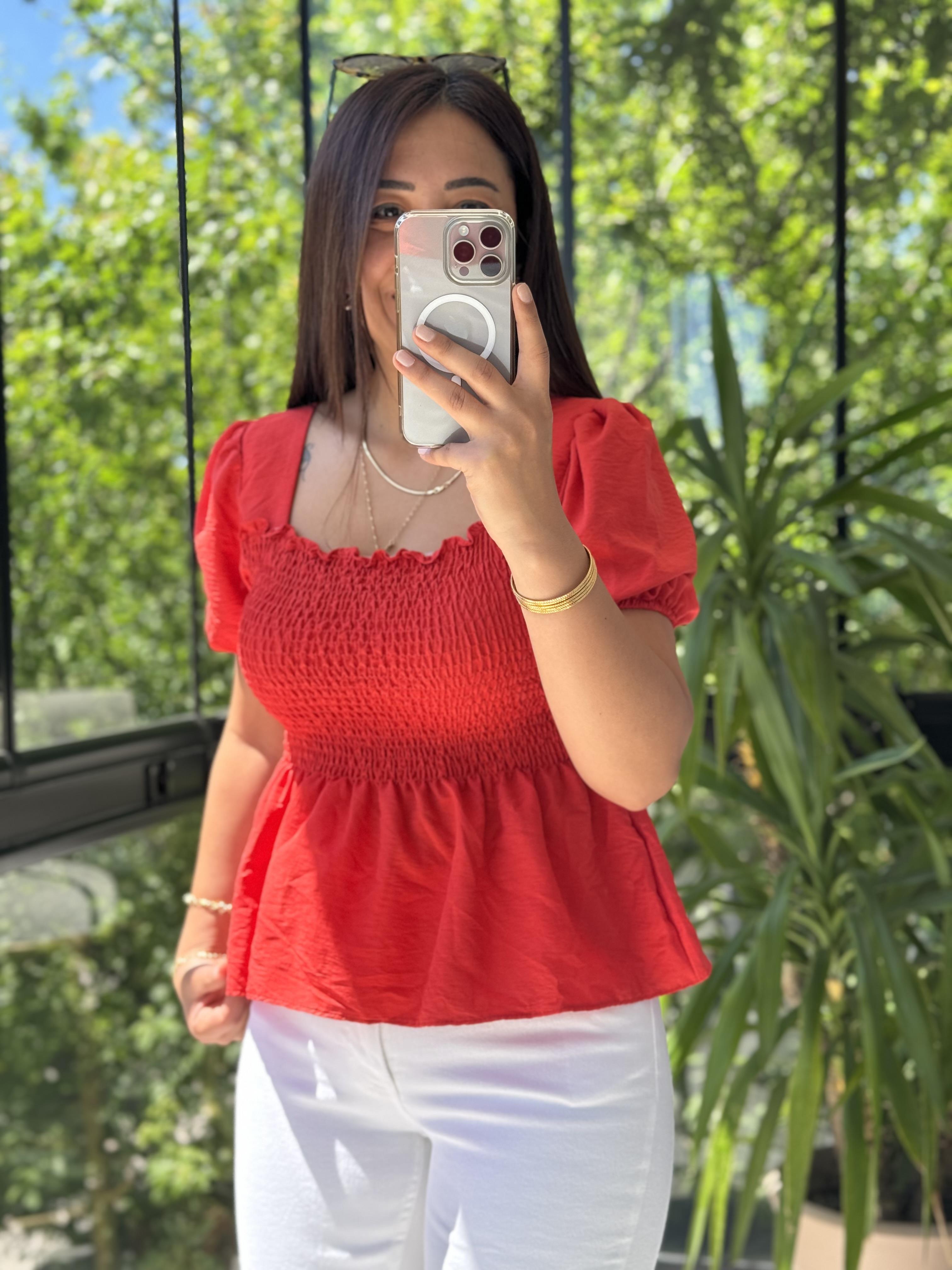 Kare Yaka Krinkıl Kumaş Bluz Nar Çiçeği 