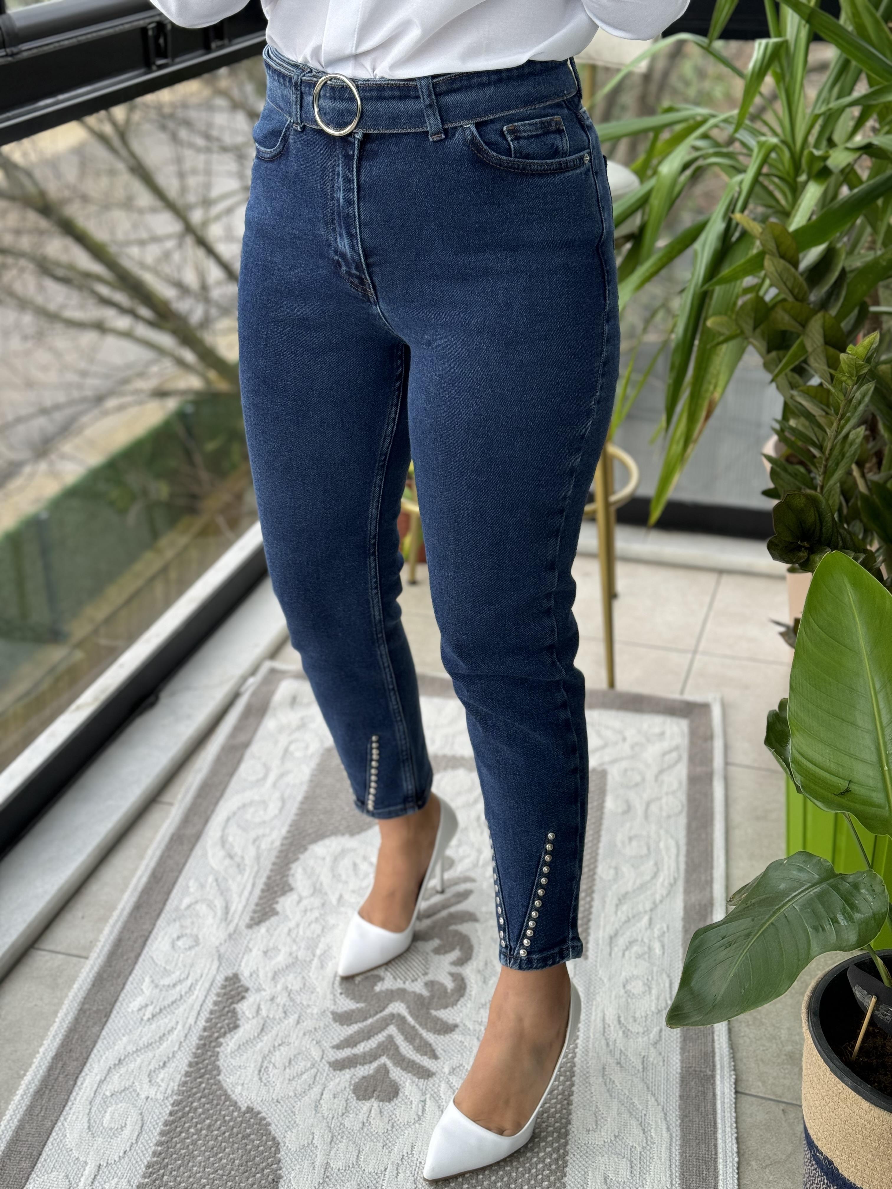Kemerli Paça Detaylı Mom Jean Lacivert