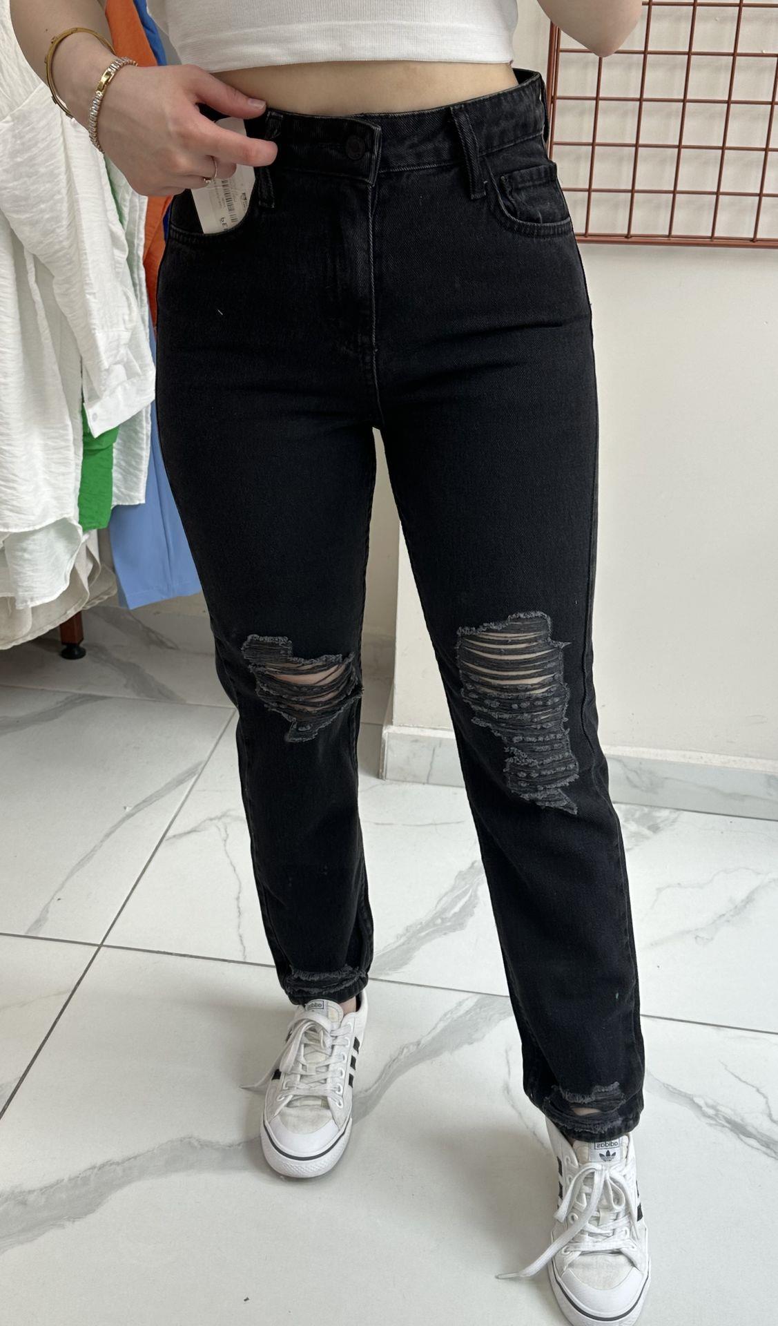 Koyu Antrasit Yırtıklı Mom Jean