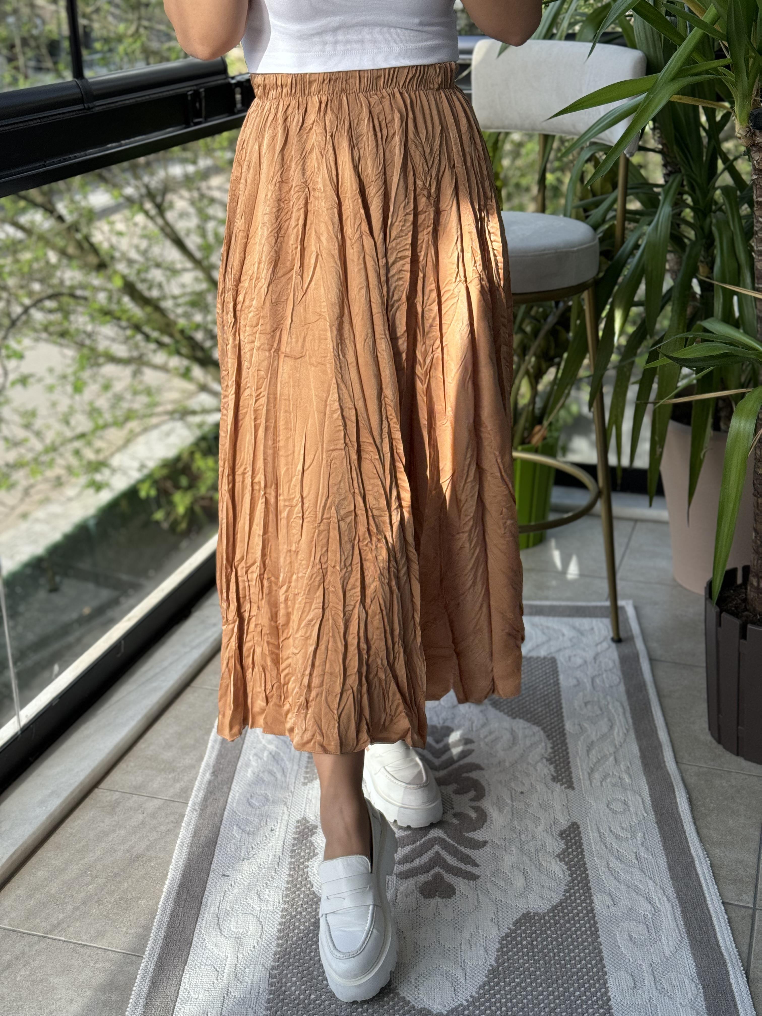 Lüx Kalite Etek Yavruağzı