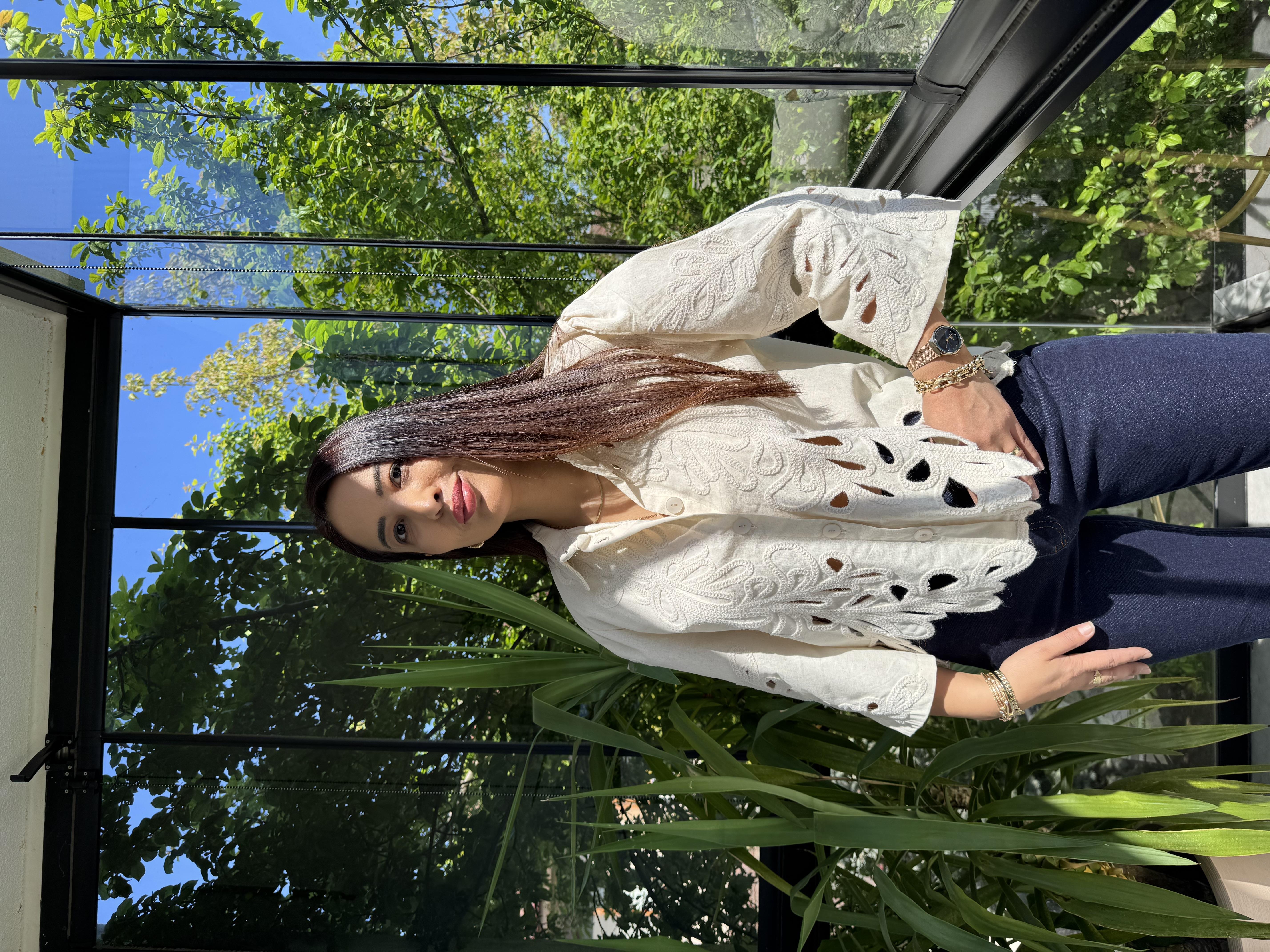 Nakışlı Tasarım Gömlek Bej