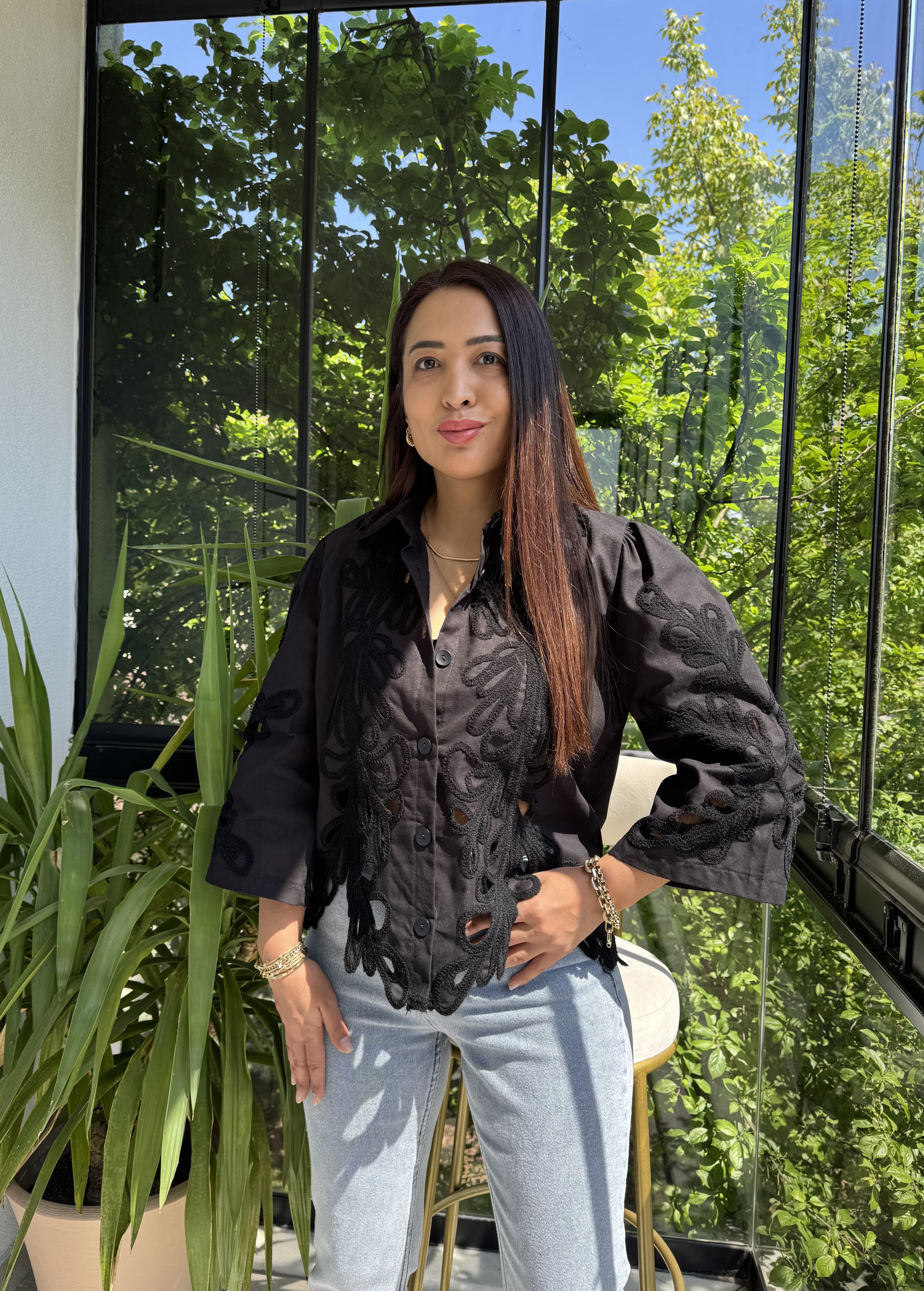 Nakışlı Tasarım Gömlek Siyah