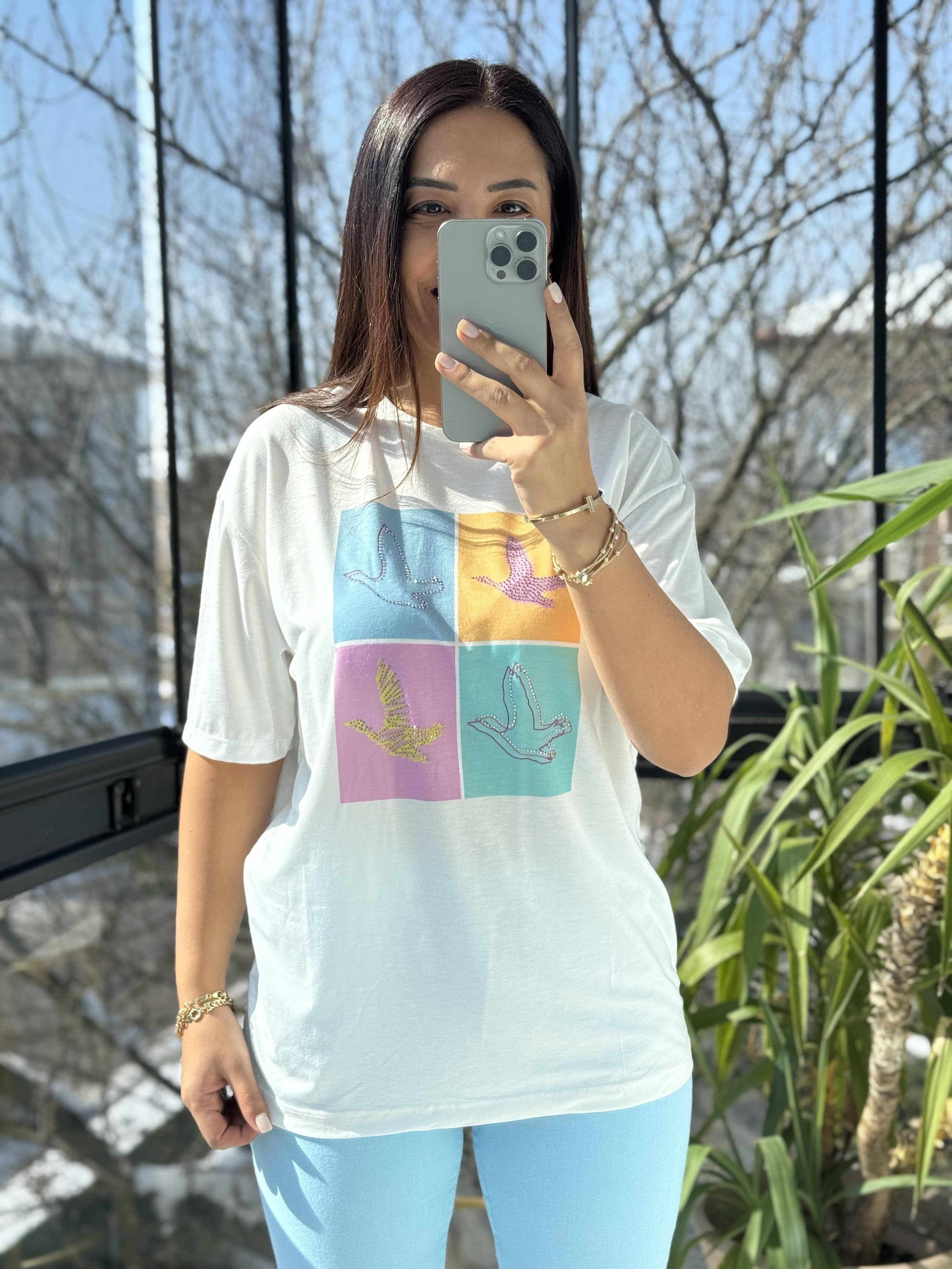 Renkli Bymen Model Tişört Ekru