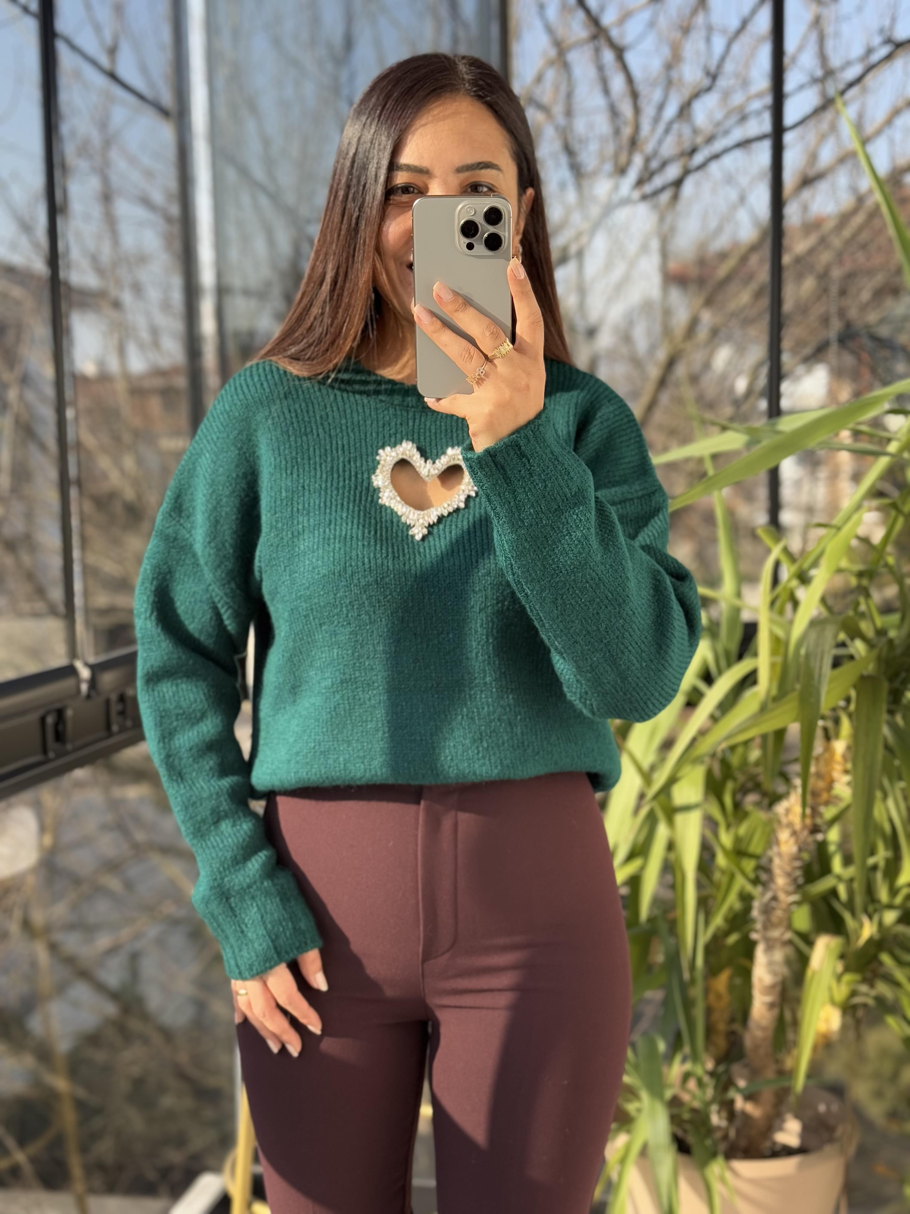 Taşlı Kalp Kazak Yeşil