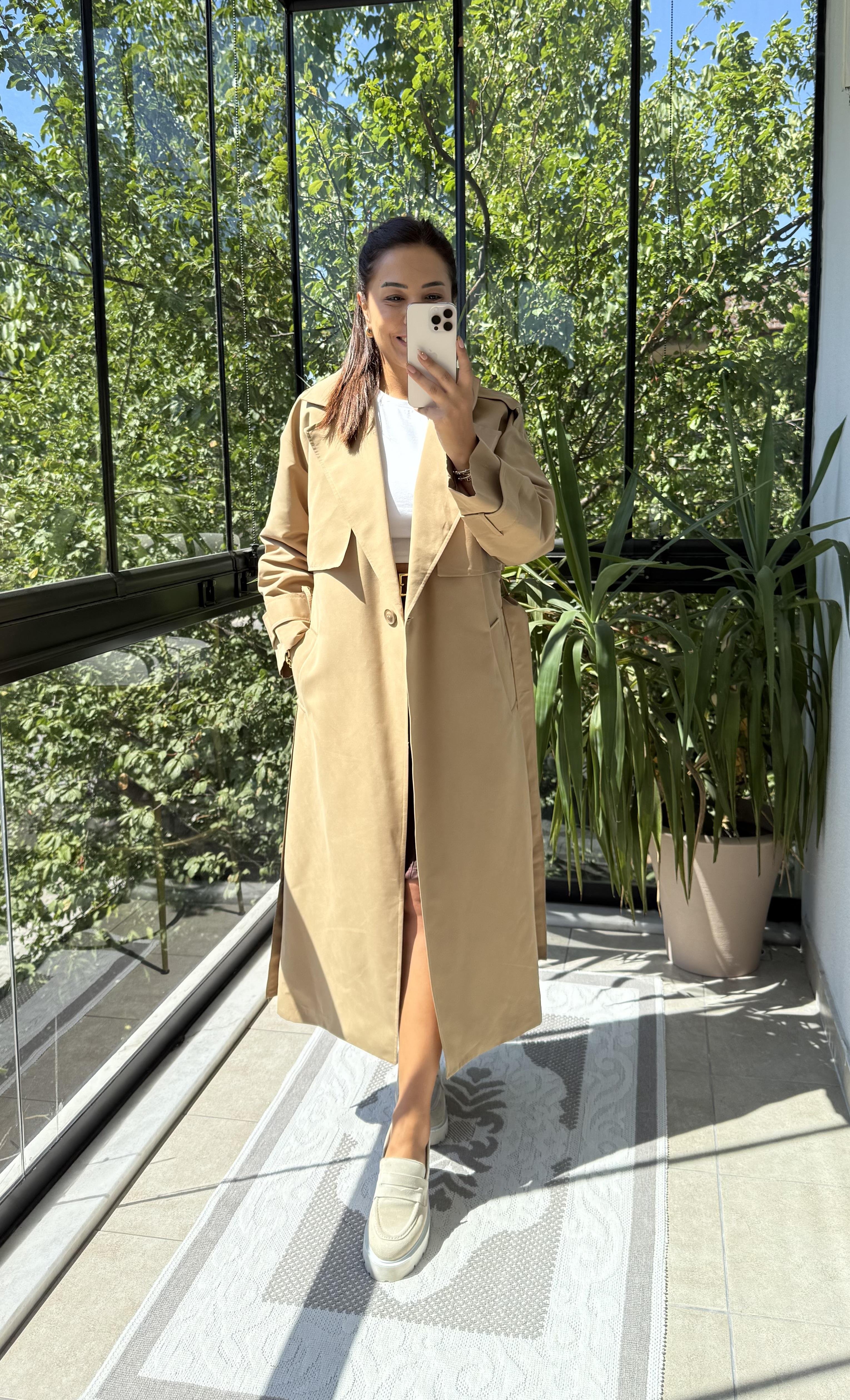 Tek Düğme Kuşaklı Uzun Trenç Camel