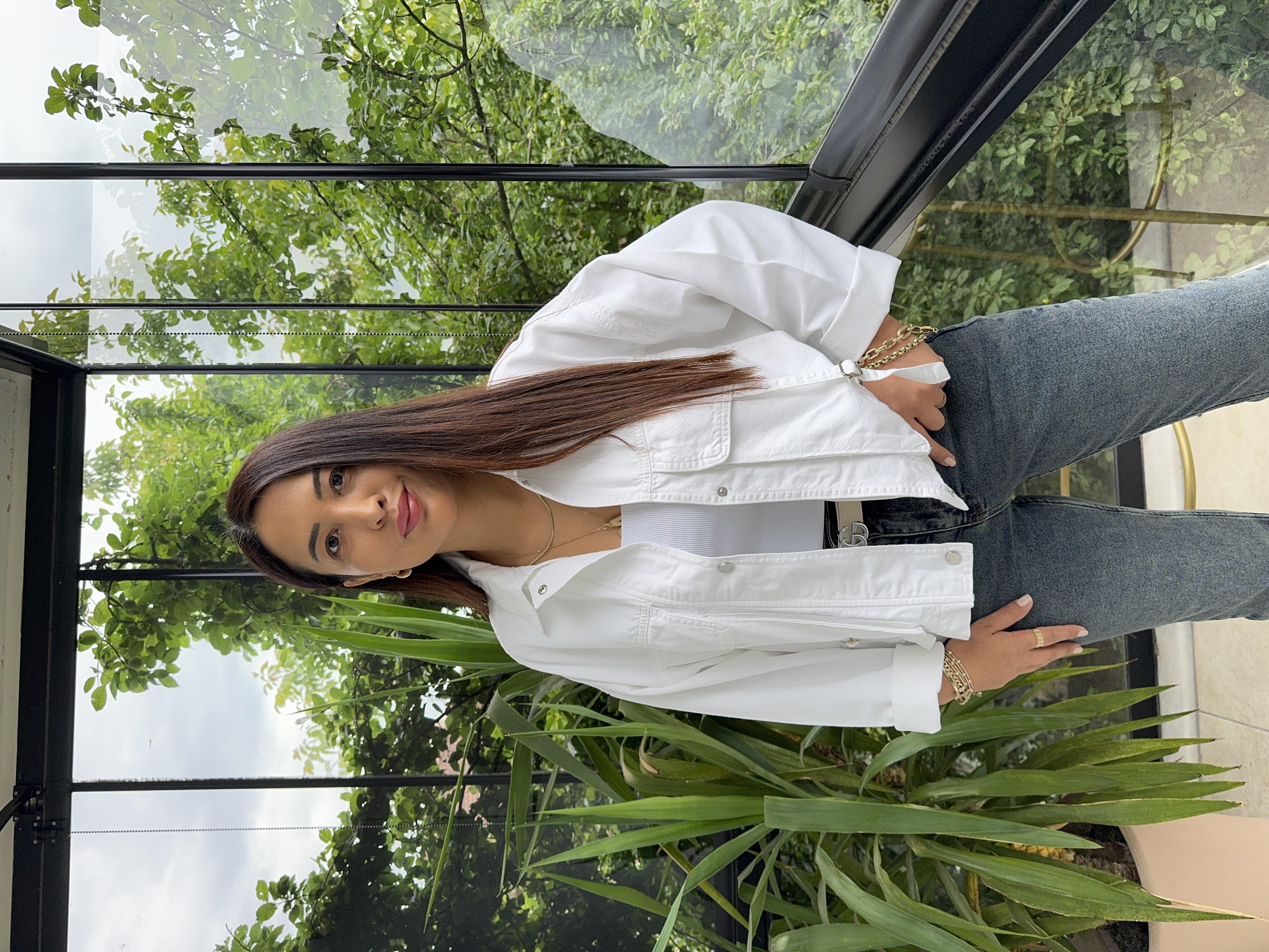 Toka Detay Ceket Beyaz