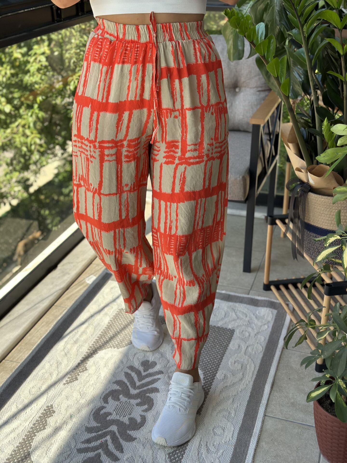 Turuncu Desenli Şalvar Kesim Pantolon