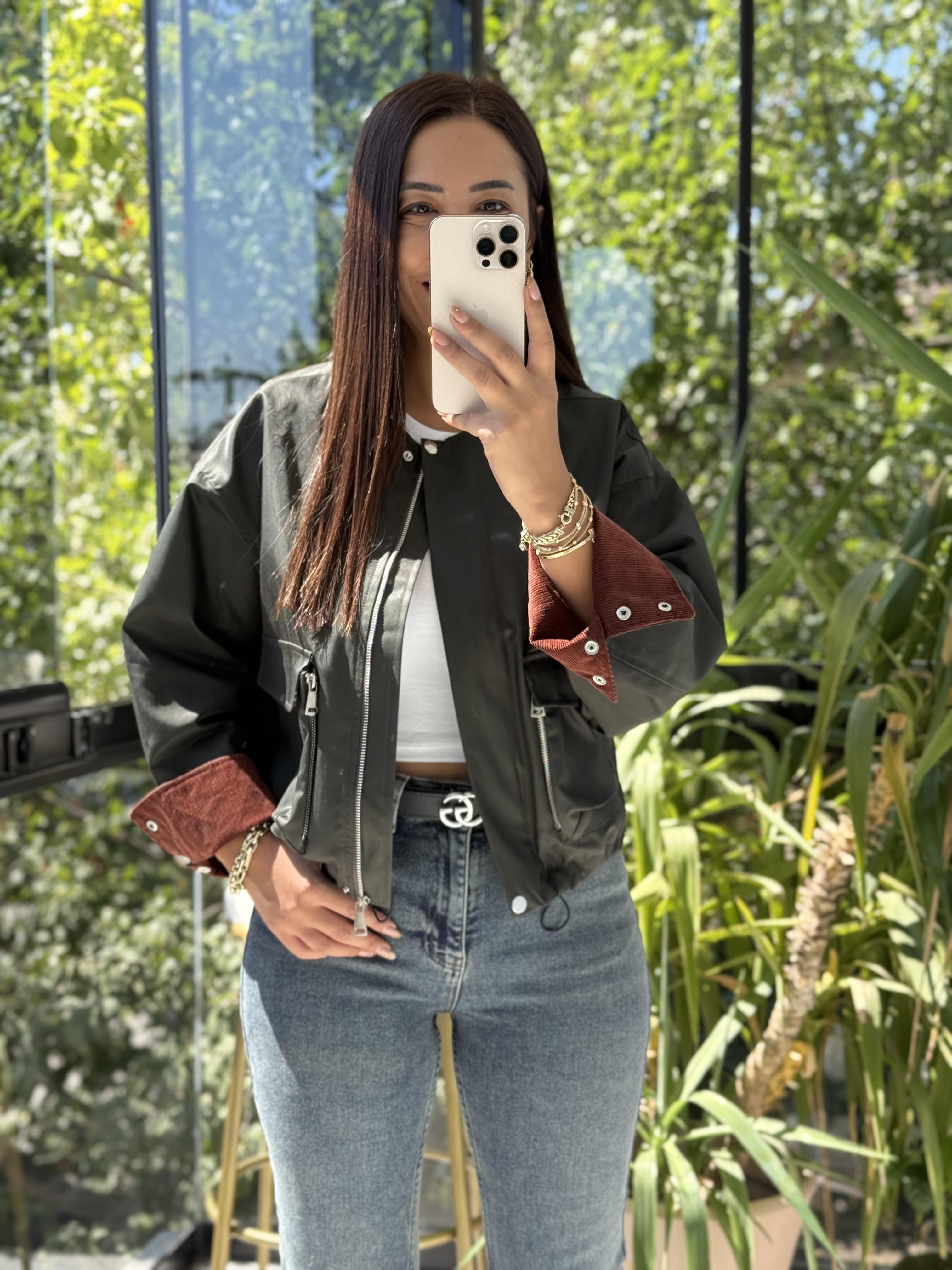 Zra Kol Uçları Detaylı Trenç Ceket