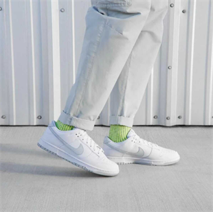 Nıke Dunk Low Retro Erkek Beyaz Spor Ayakkabı