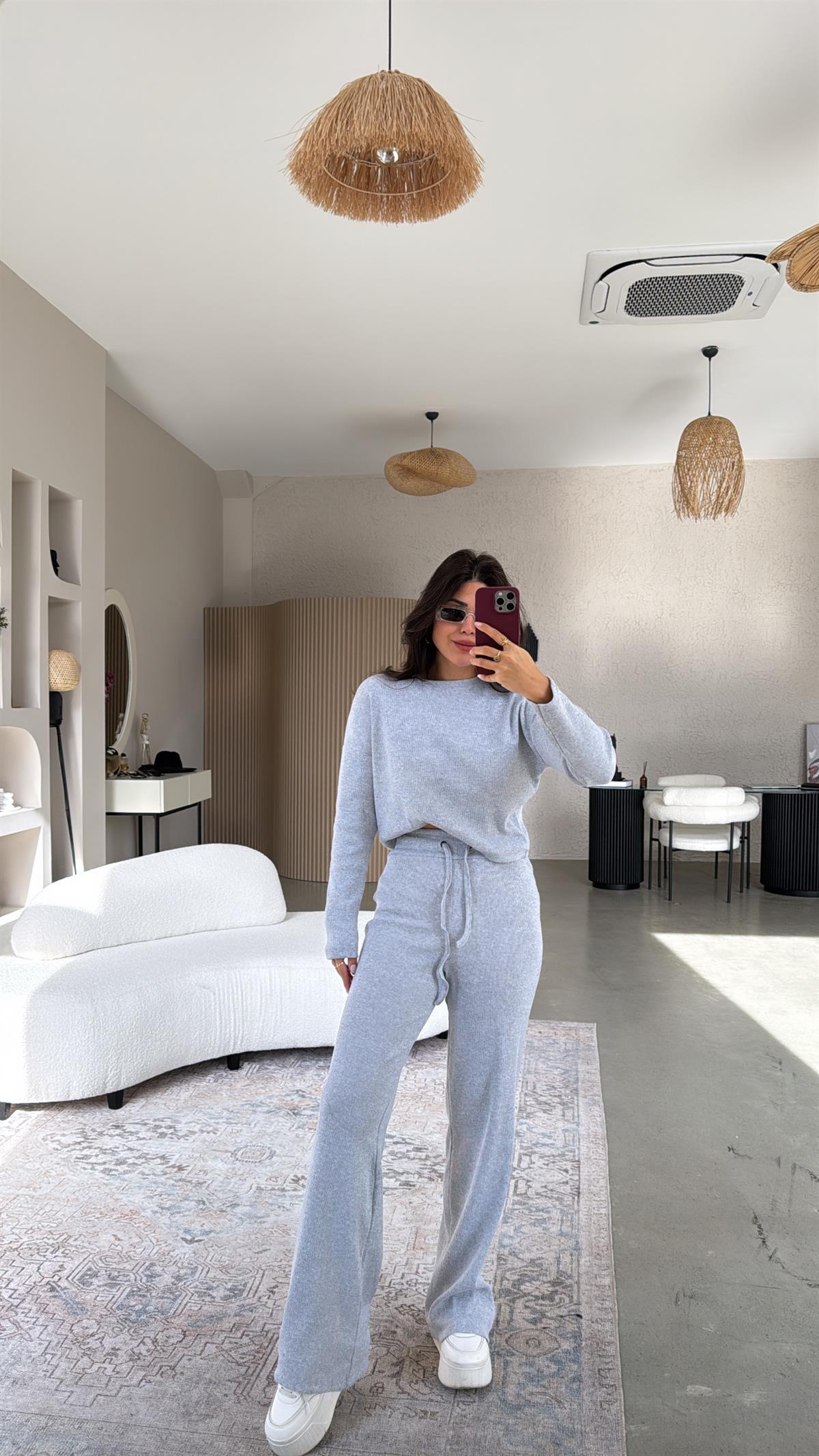 Açık Gri Uzun Kollu Fitilli Takım