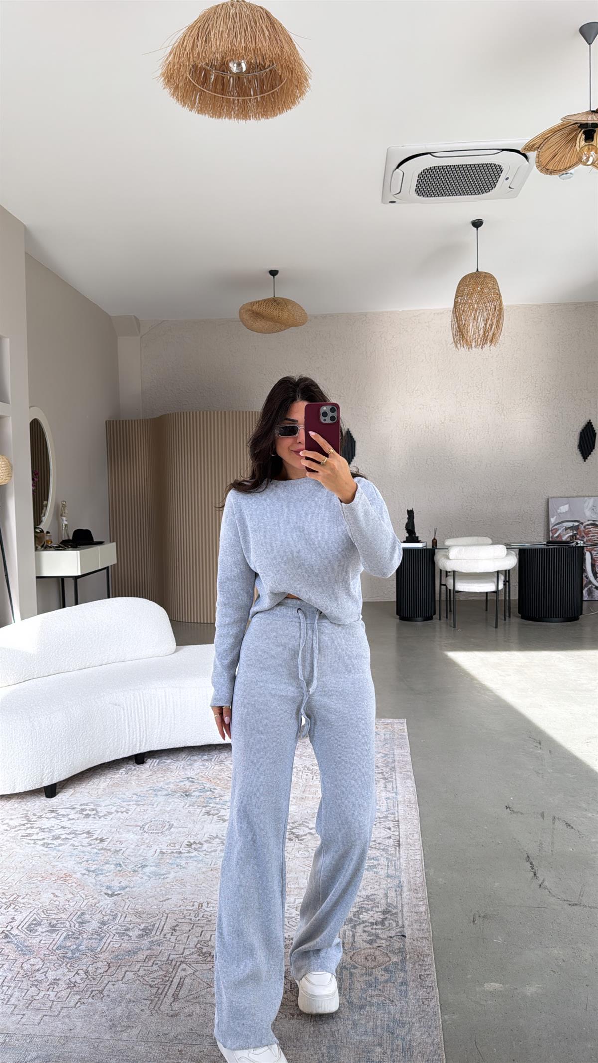 Açık Gri Uzun Kollu Fitilli Takım