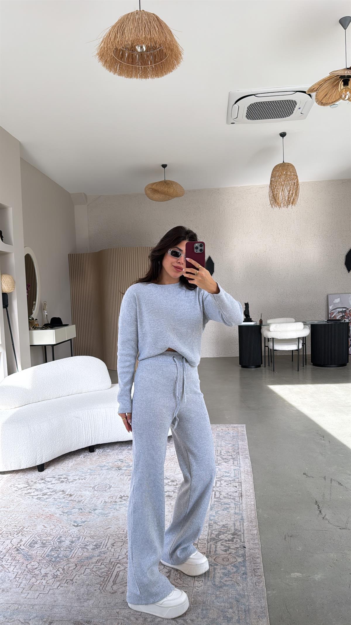 Açık Gri Uzun Kollu Fitilli Takım