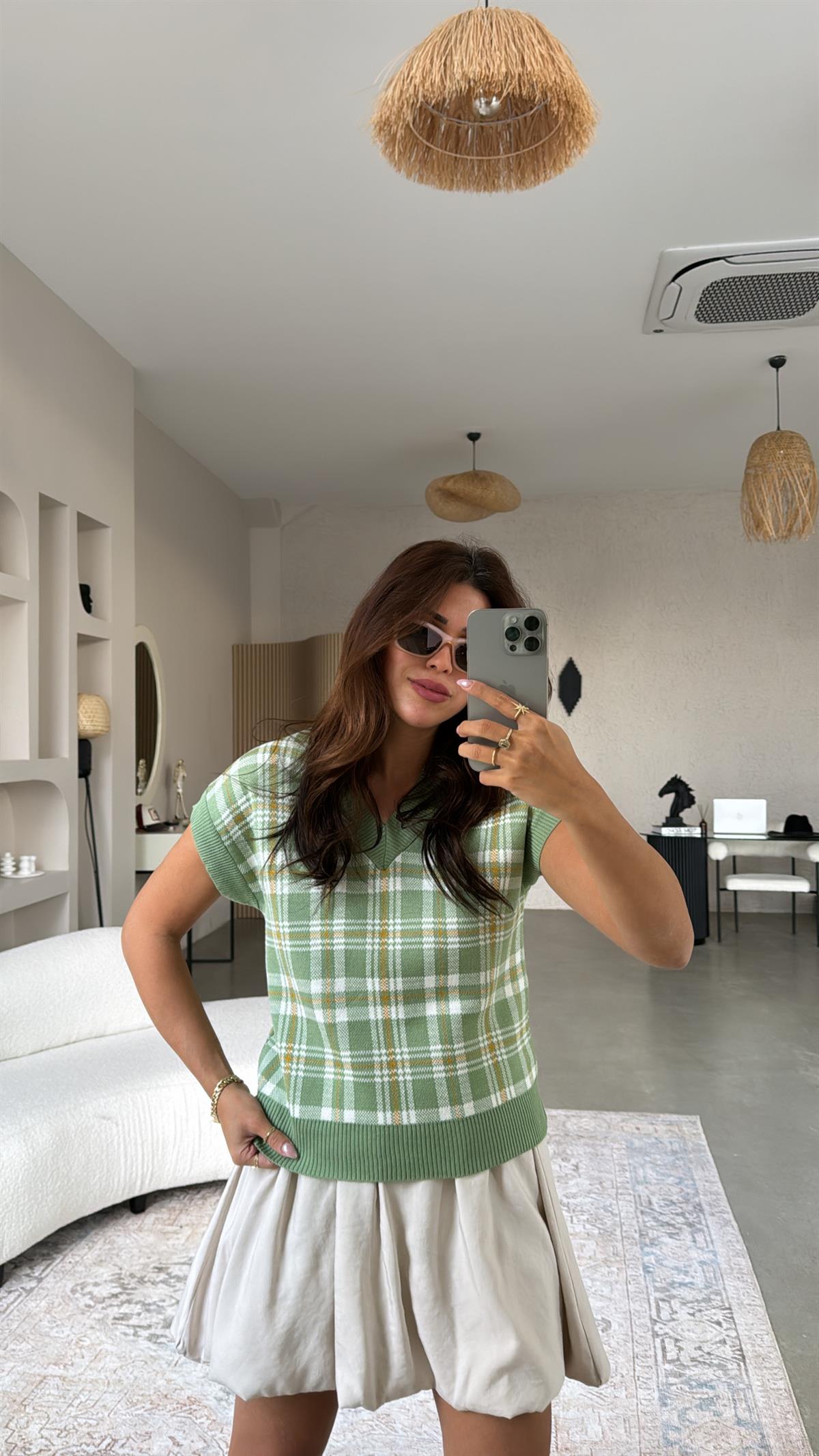 Açık Yeşil Kare Desenli Triko Bluz