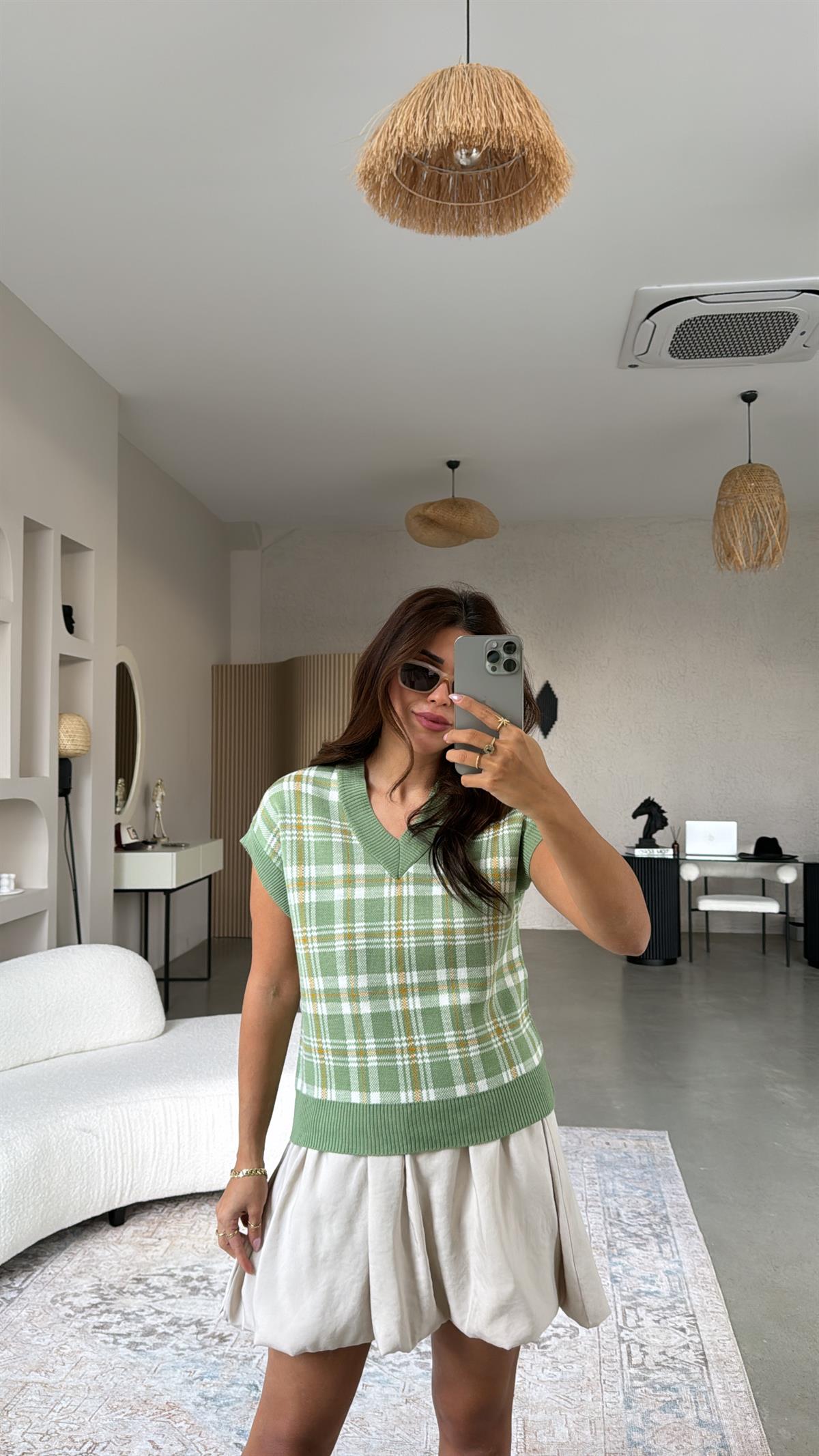 Açık Yeşil Kare Desenli Triko Bluz