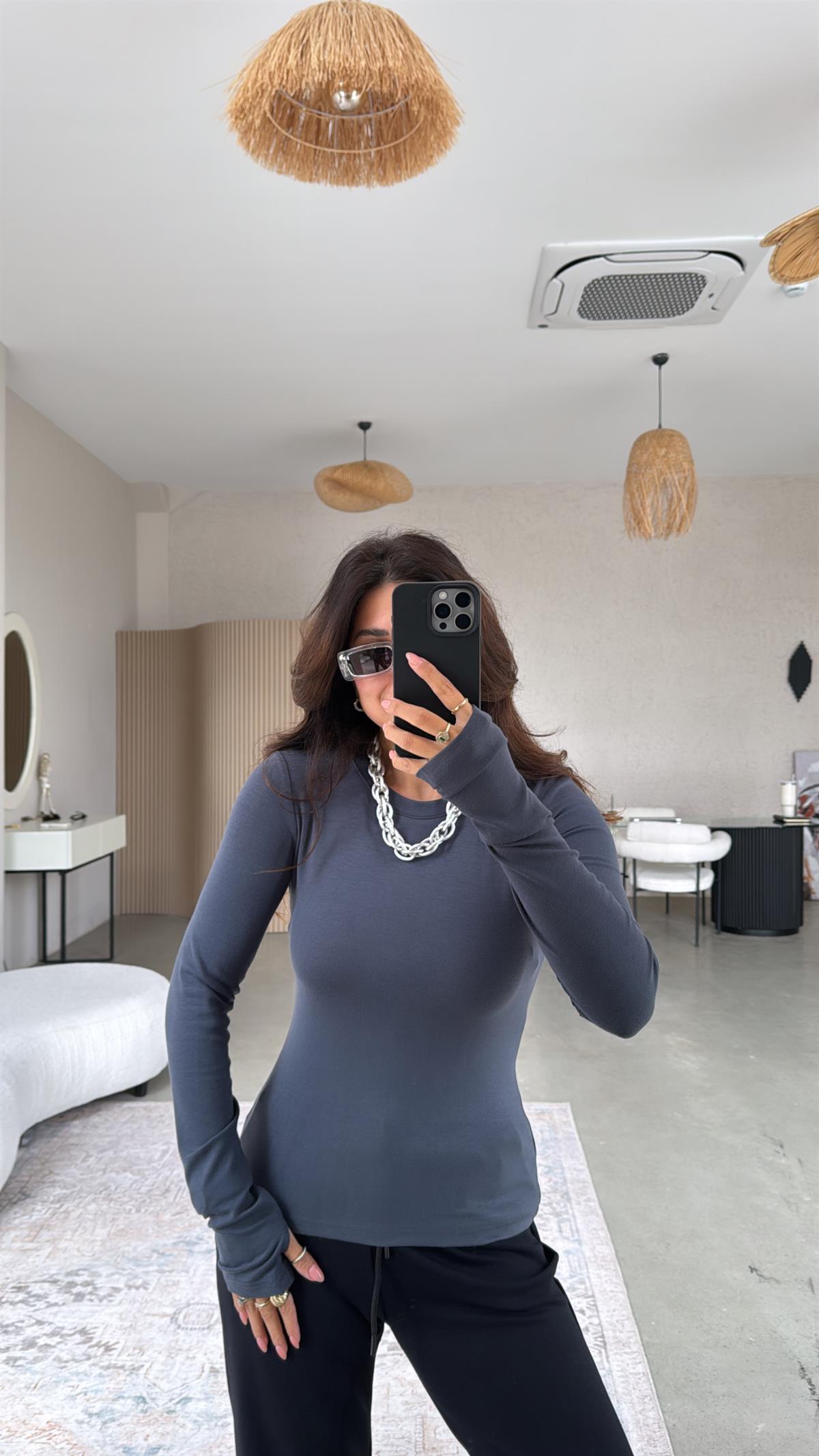 Antrasit Bisiklet Yaka Parmak Geçme Bluz