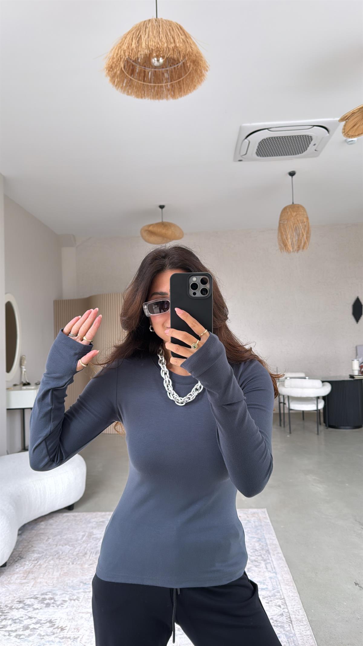 Antrasit Bisiklet Yaka Parmak Geçme Bluz