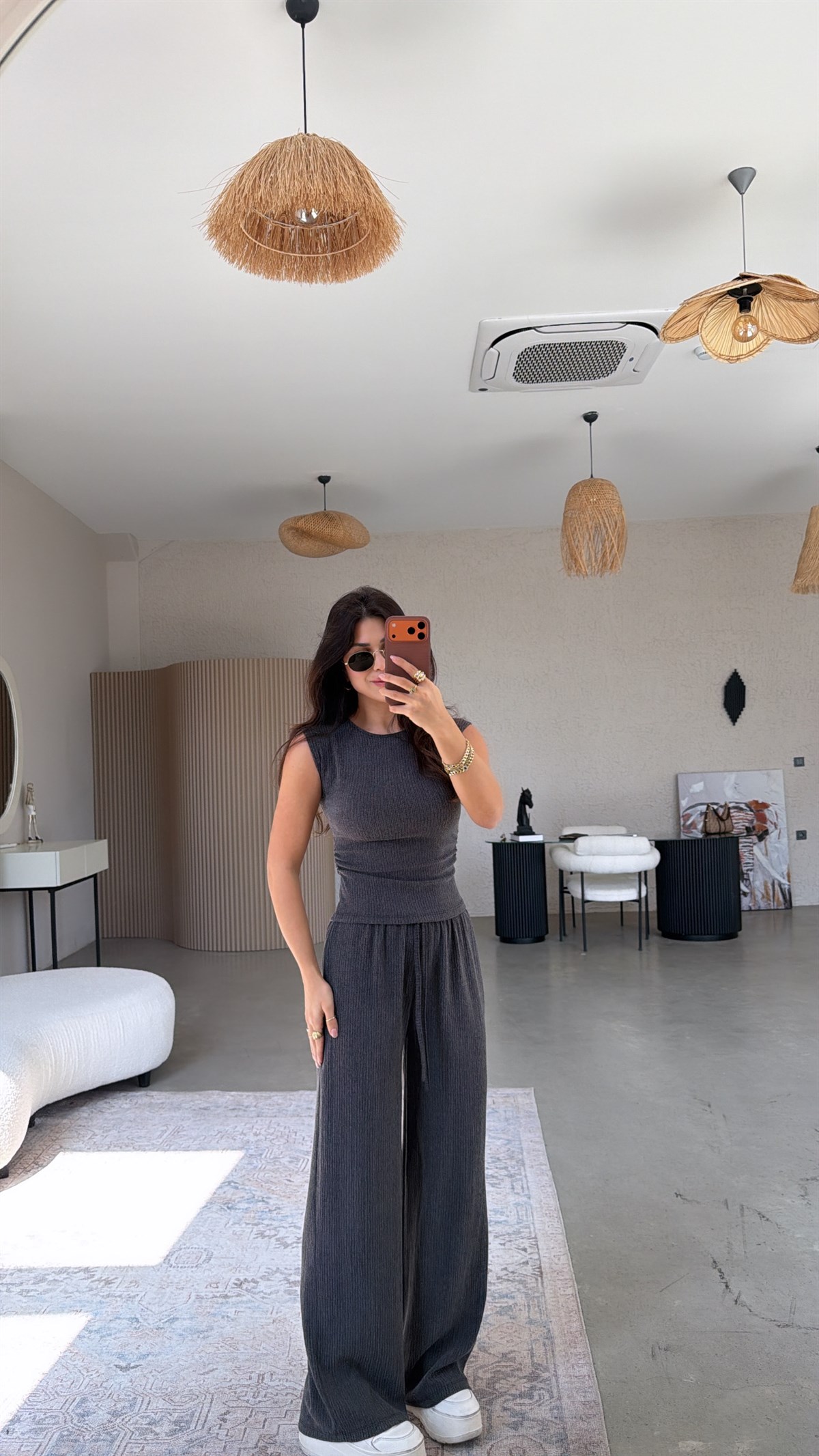 Antrasit Büzgü Detaylı Bürümcük Takım