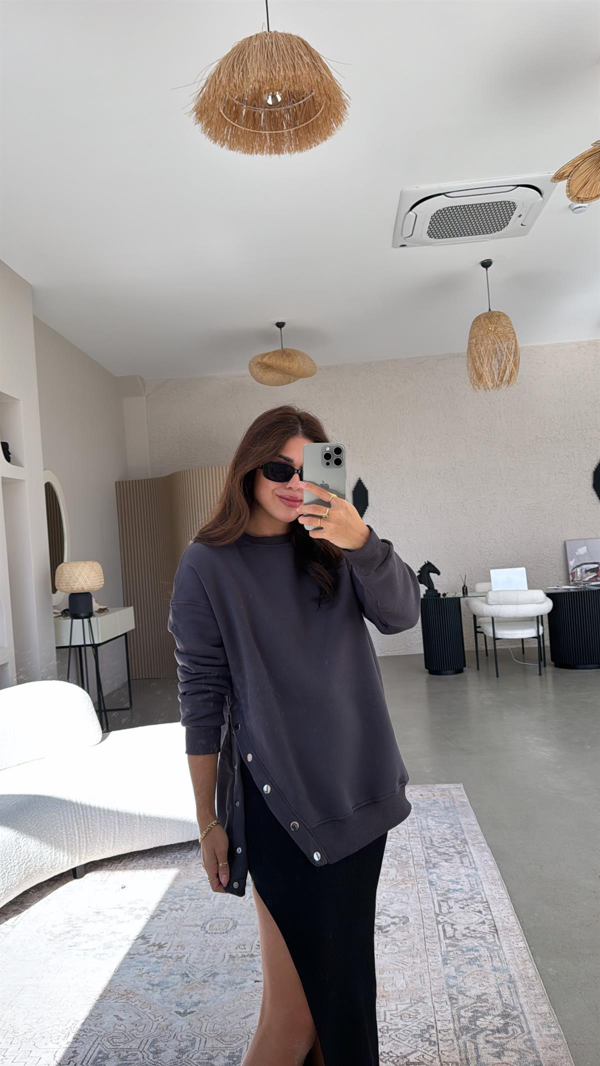 Antrasit Çıtçıt Detaylı Sweatshirt