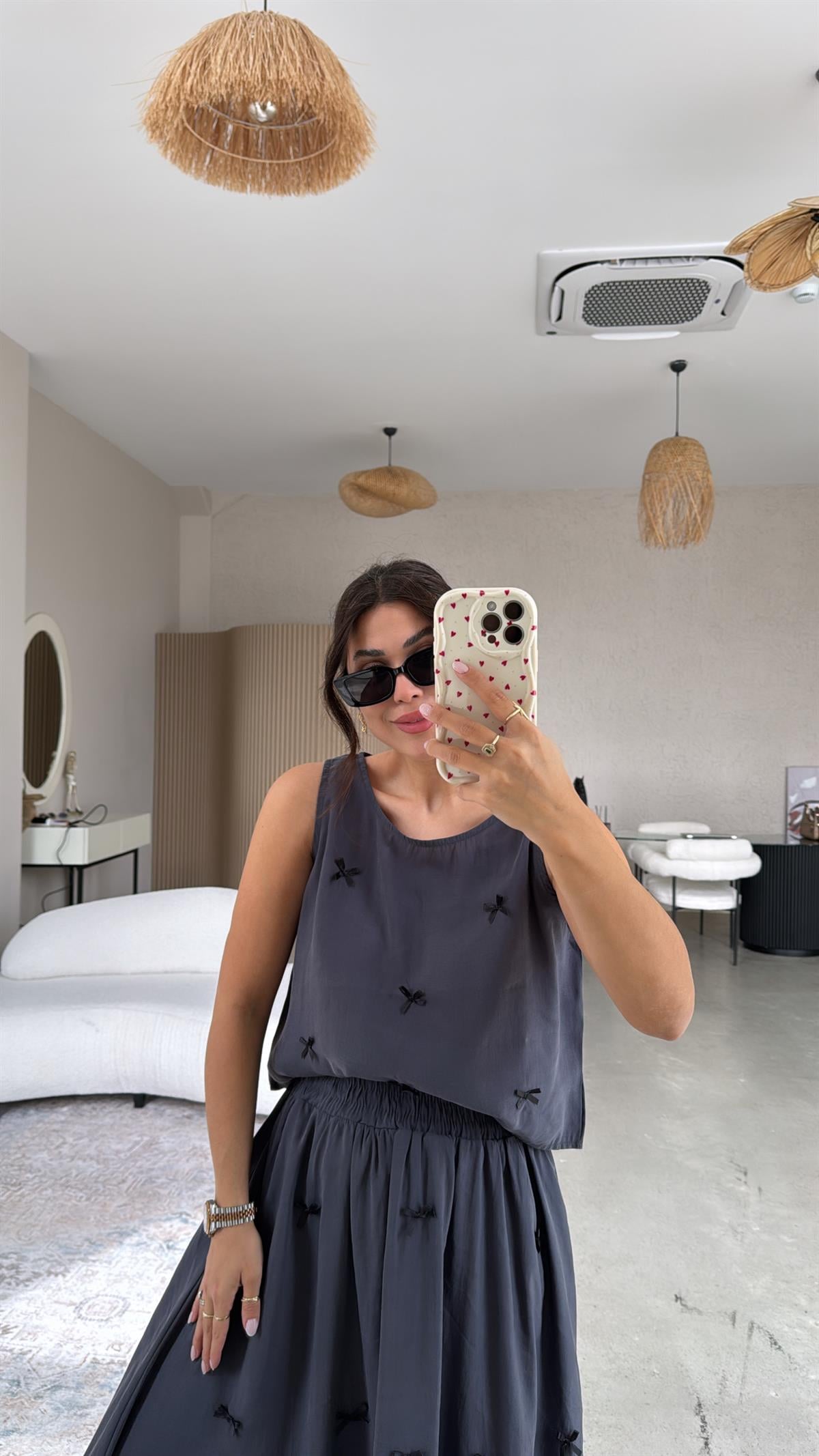 Antrasit Fiyonk Detaylı Etek Bluz Tensel Takım