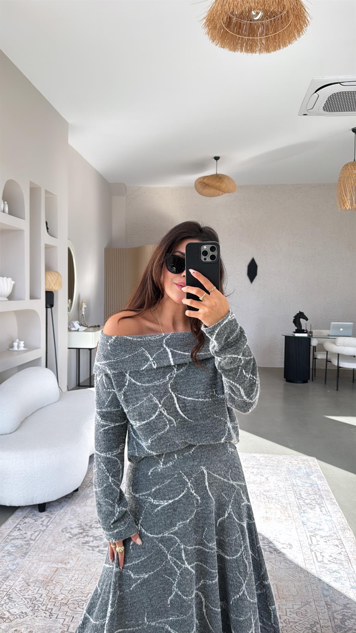 Antrasit Kendinden Desenli Triko Kumaş Etek Madonna Bluz Takım