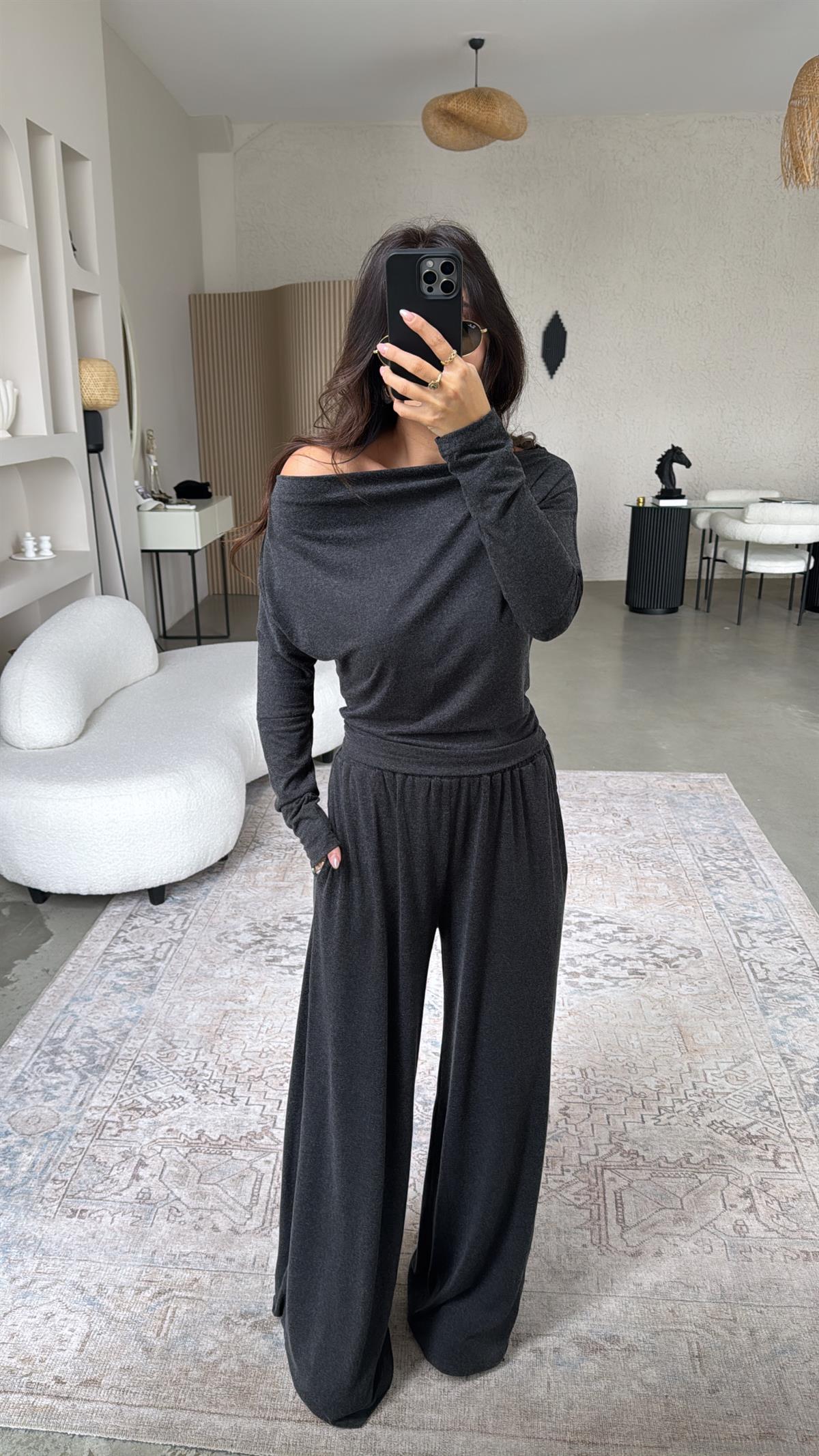 Antrasit Örme Kayık Yaka Takım