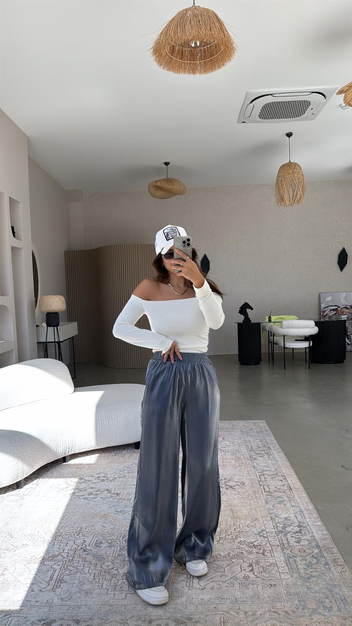 Antrasit Parlak Bol Paça Pantolon